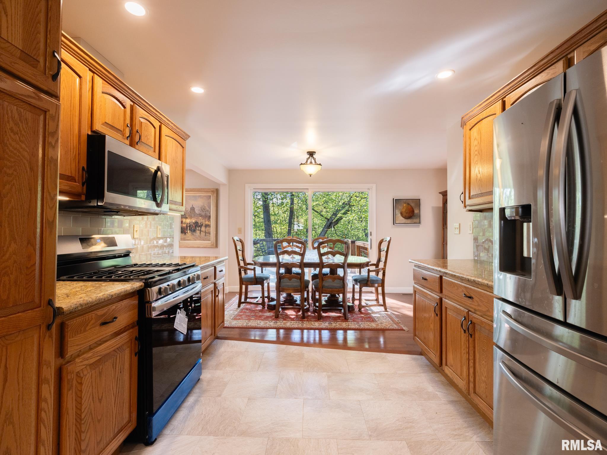 10901 N Sleepy Hollow Road, Peoria, Illinois image 28