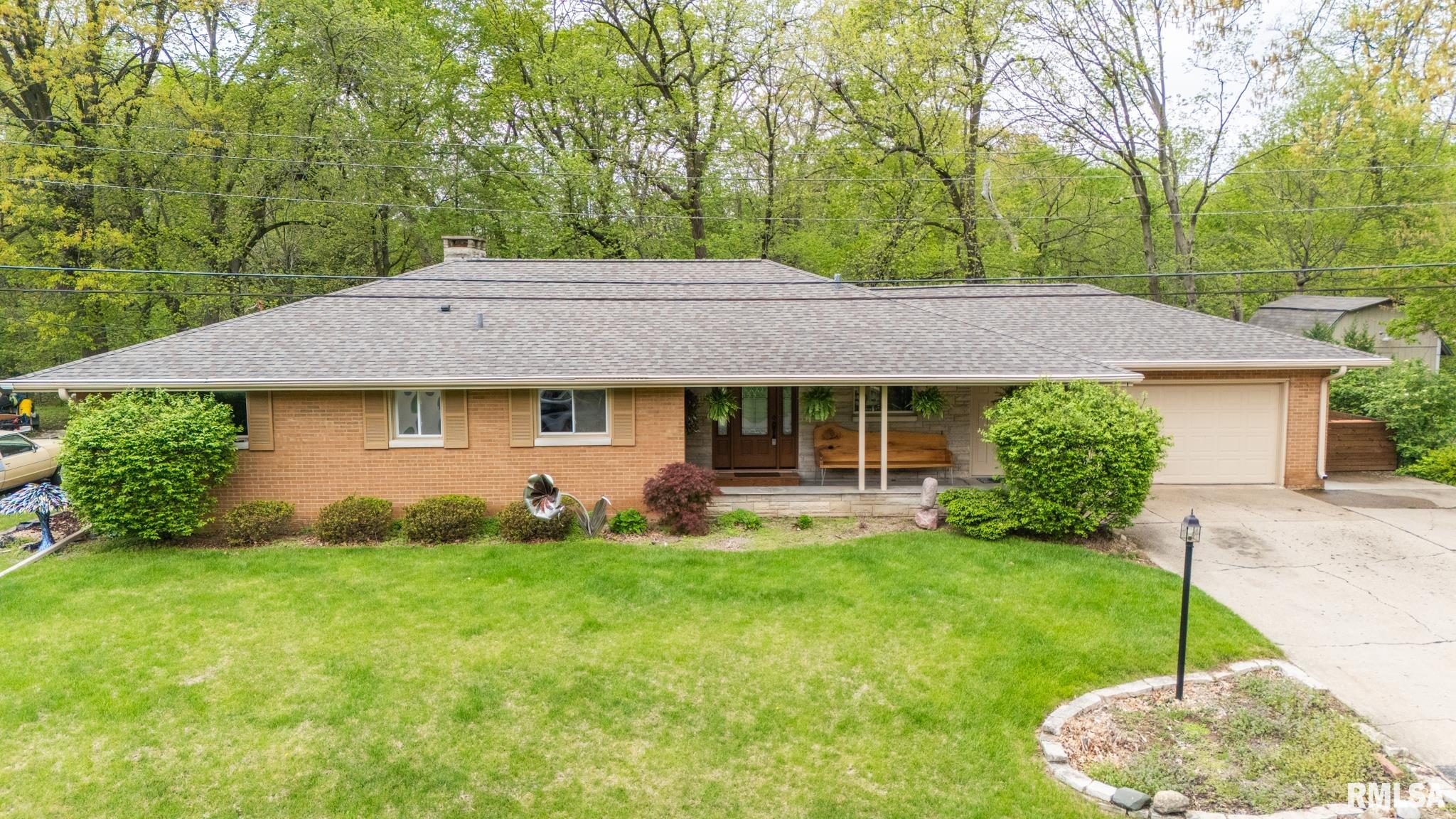 10901 N Sleepy Hollow Road, Peoria, Illinois image 3