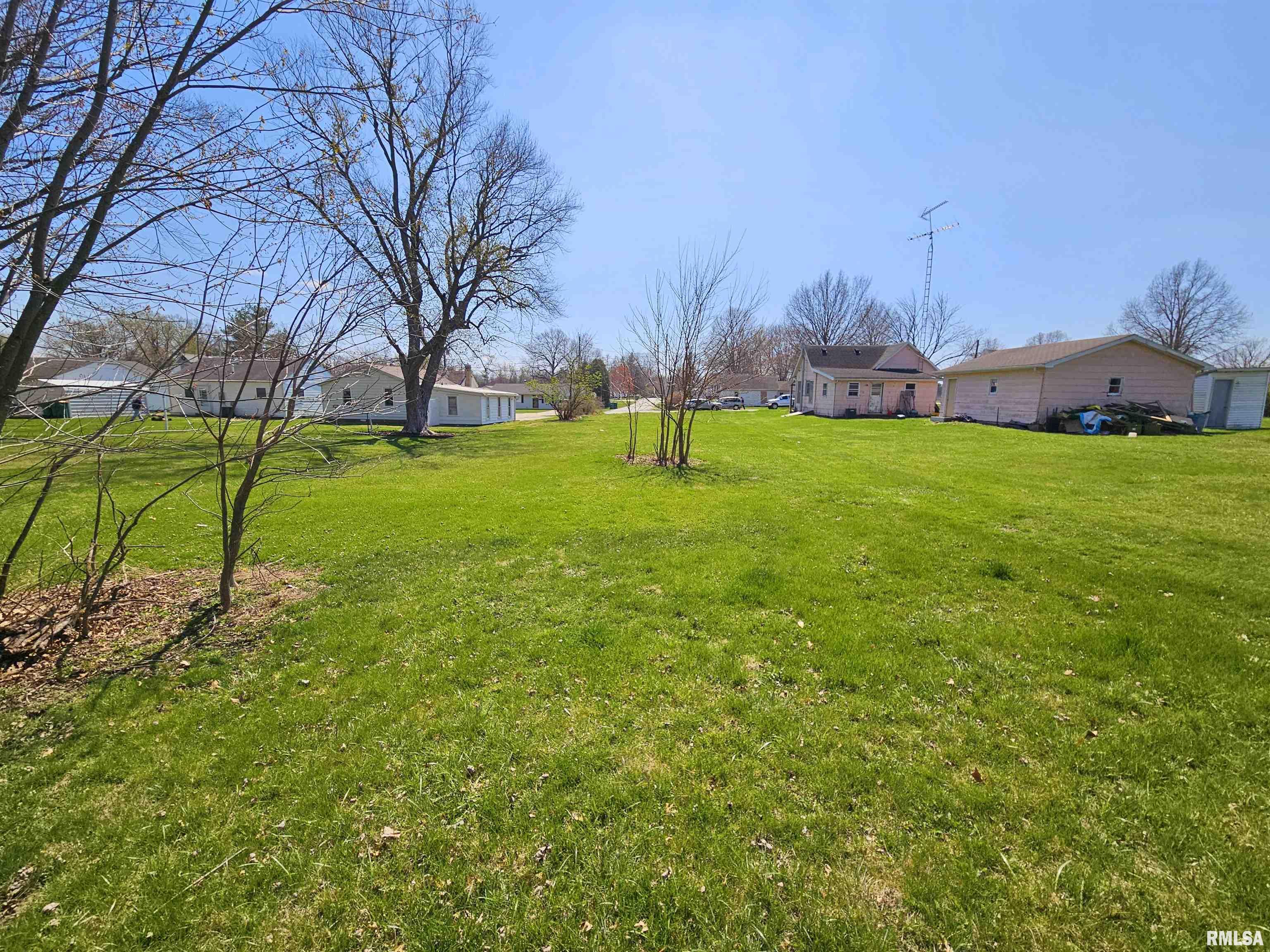604 W Fisk Street, Macomb, Illinois image 2