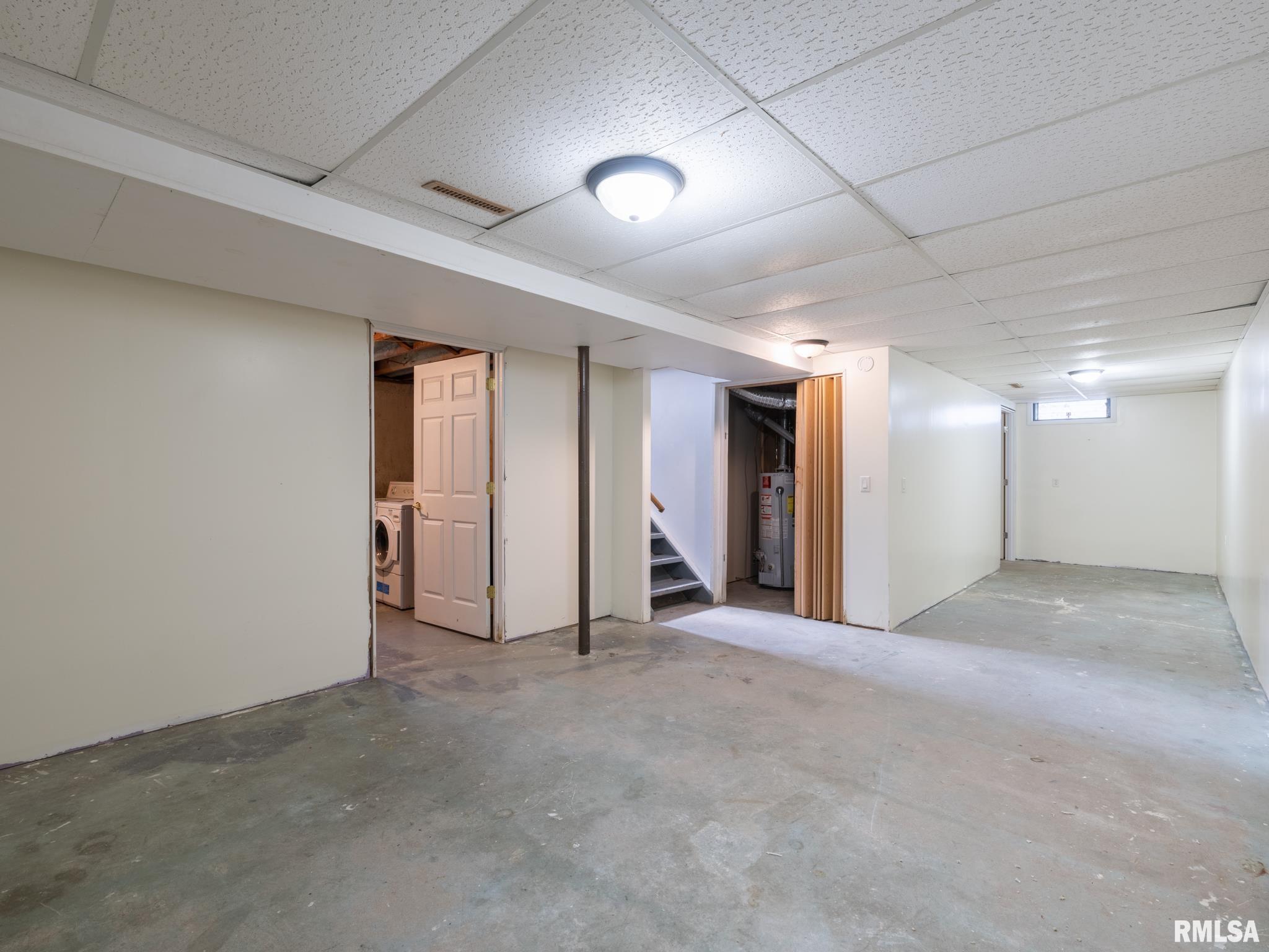 1703 Memorial Drive, Pekin, Illinois image 33