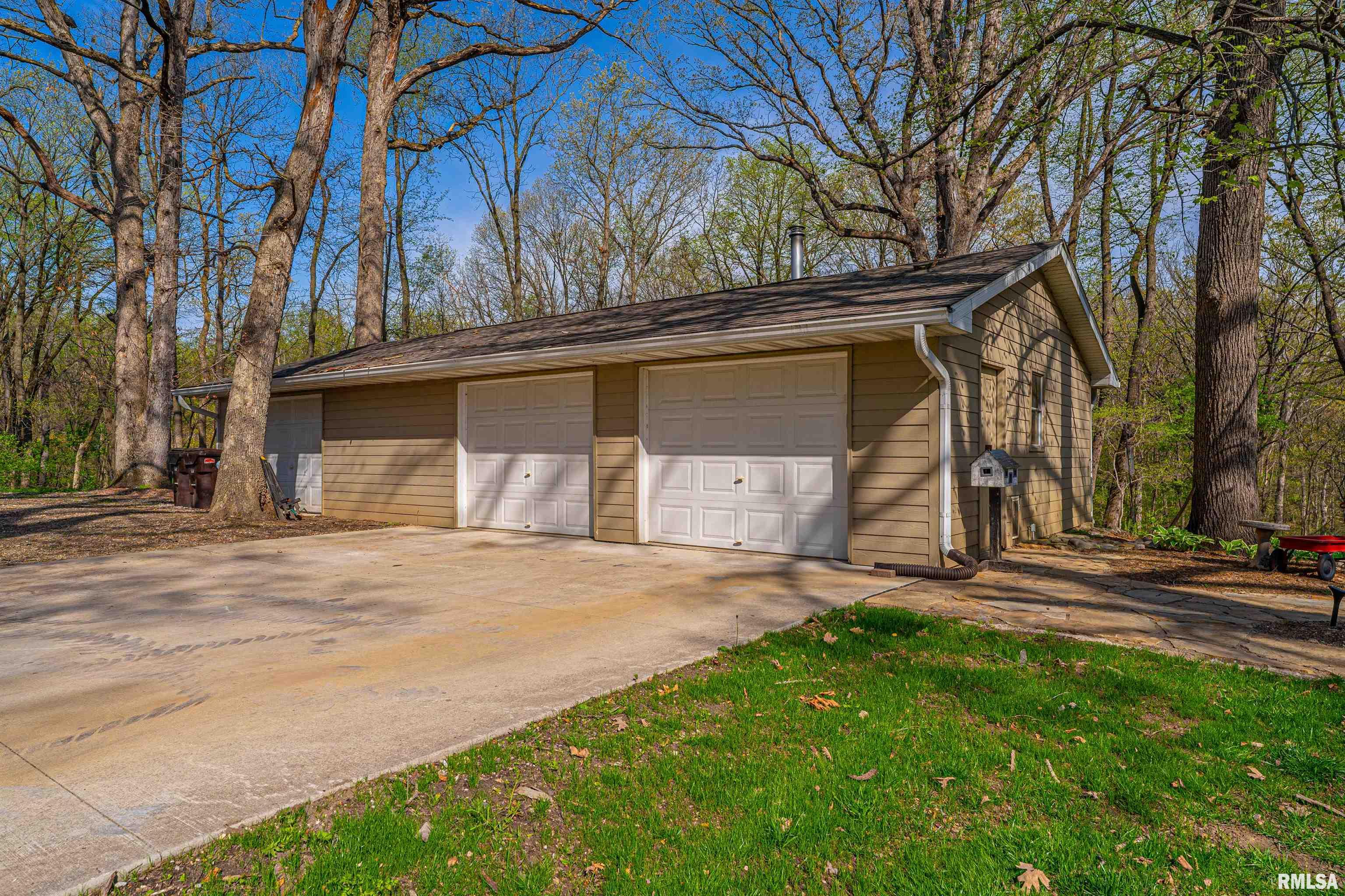 310 1171st Street, Middletown, Illinois image 30