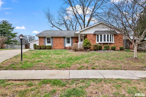 Homes For Sale - 41 Belhaven Drive<br/> Sangamon County, Springfield, IL 62704