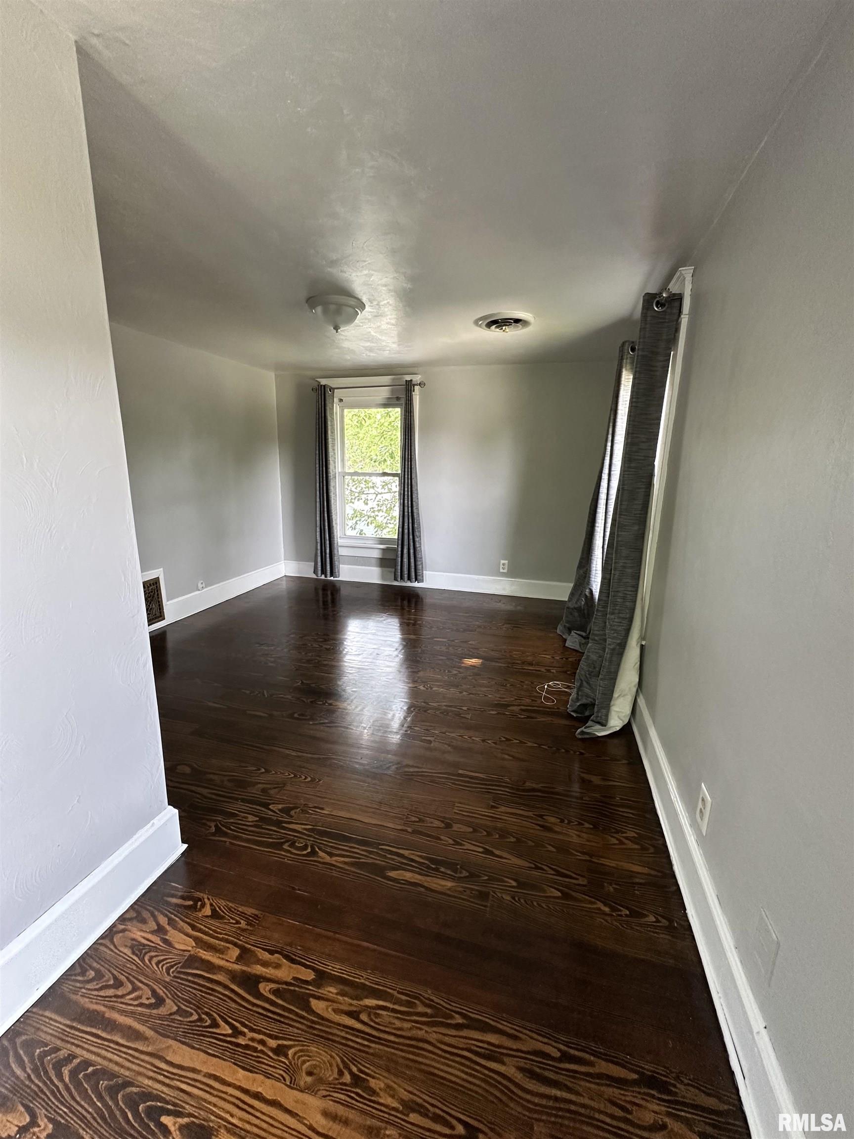 322 E Vernon Street, Farmington, Illinois image 15