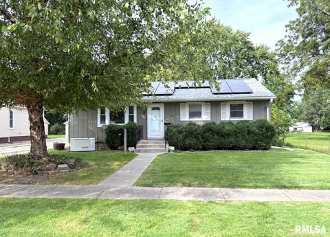 Homes For Sale - 597 E 4th Street<br/> Galesburg, IL 61401