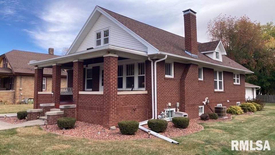 149 Olive Street, Galesburg, Illinois image 1