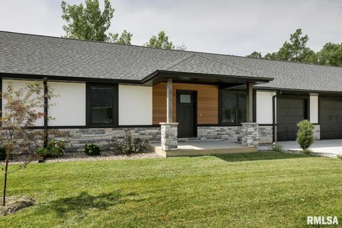 Homes For Sale - 2805 N 23rd Street<br/> Adams County, Quincy, IL 62305