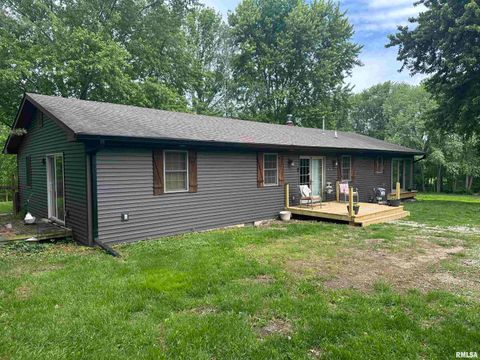 Homes For Sale - 14635 Cotton Hill Road<br/> Sangamon County, Pawnee, IL 62558