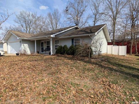 Homes For Sale - 1609 Seigler Drive<br/> Williamson County, Marion, IL 62959