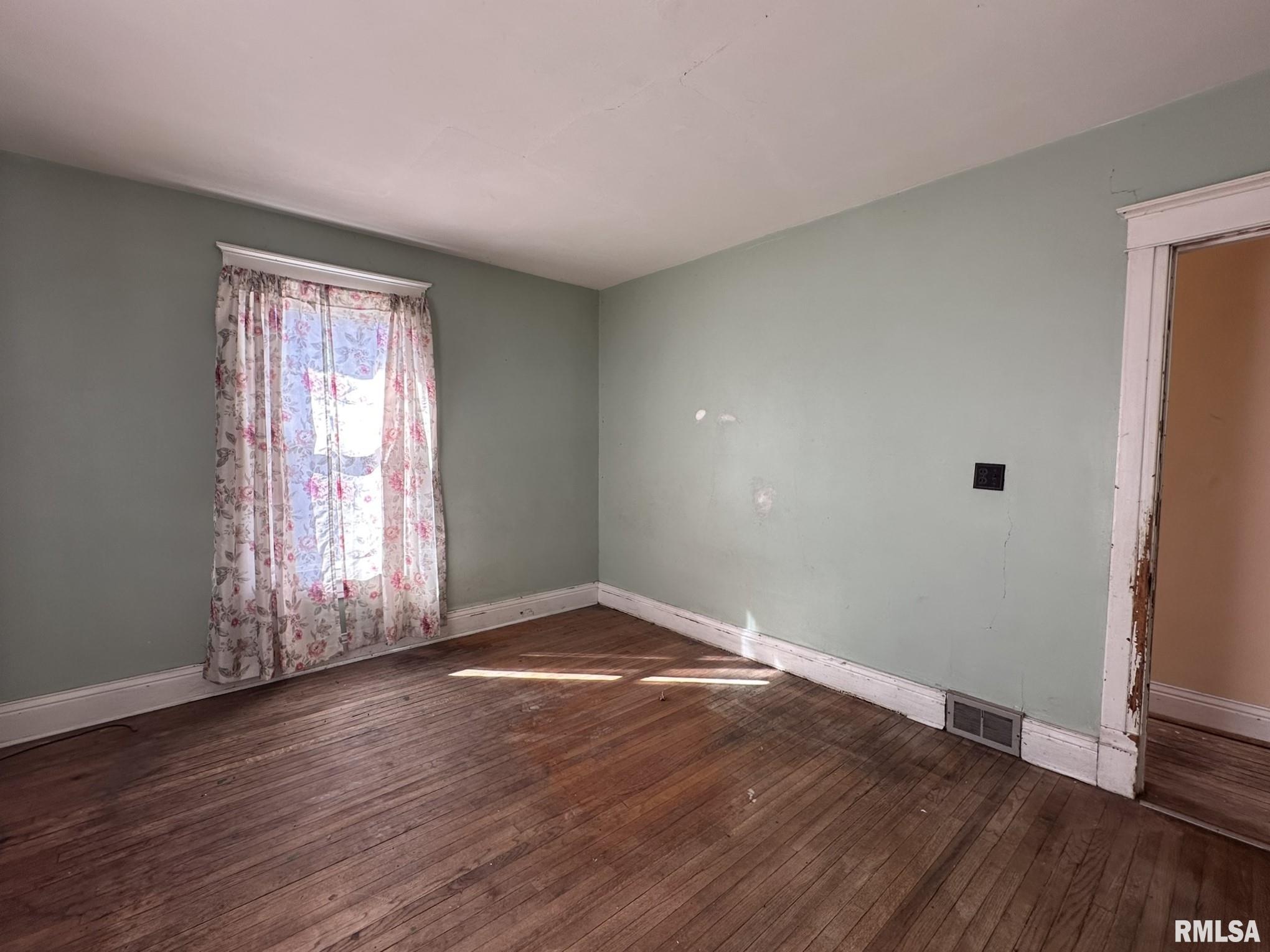 1232 N Cherry Street, Galesburg, Illinois image 30