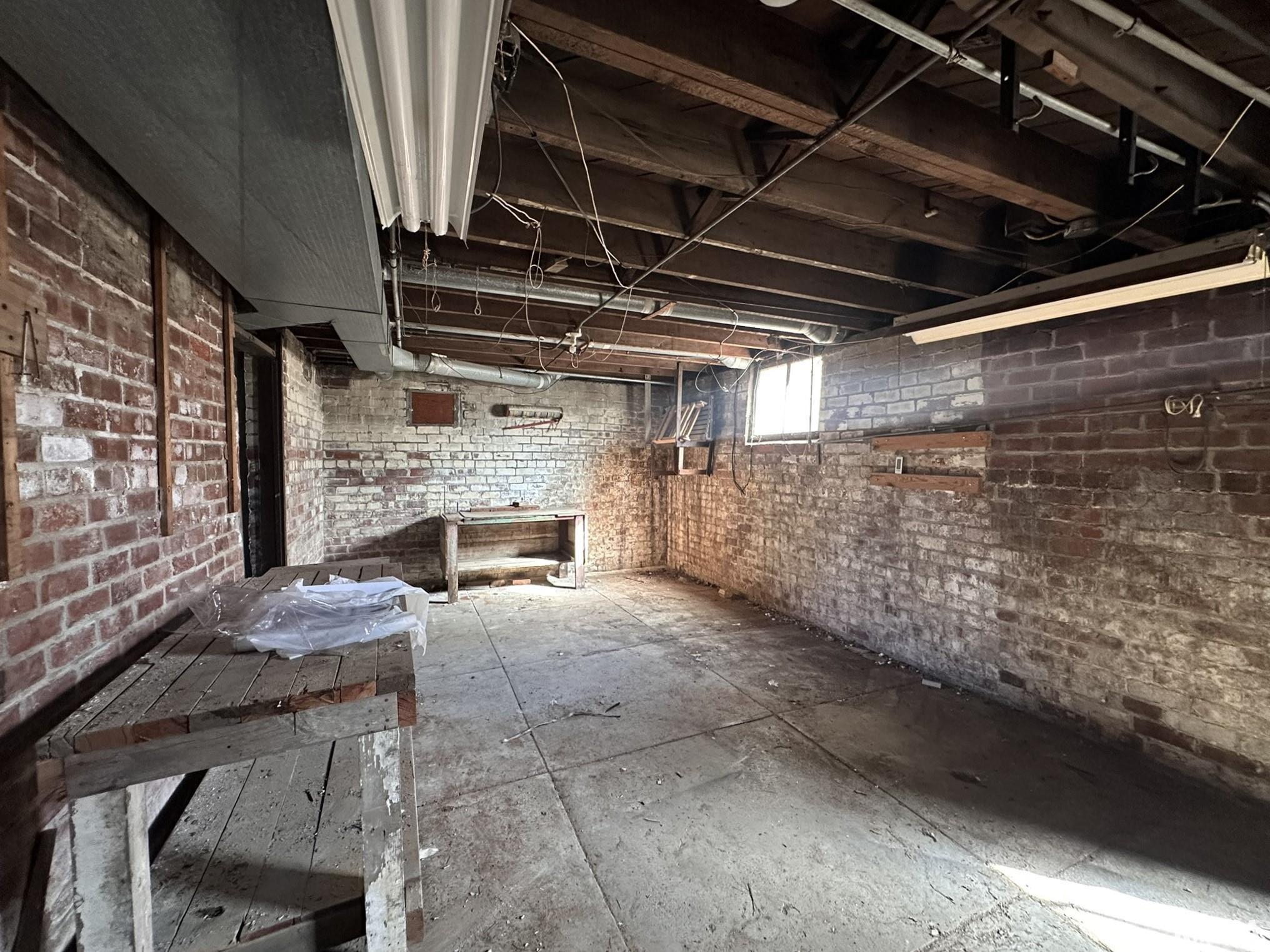 1232 N Cherry Street, Galesburg, Illinois image 44