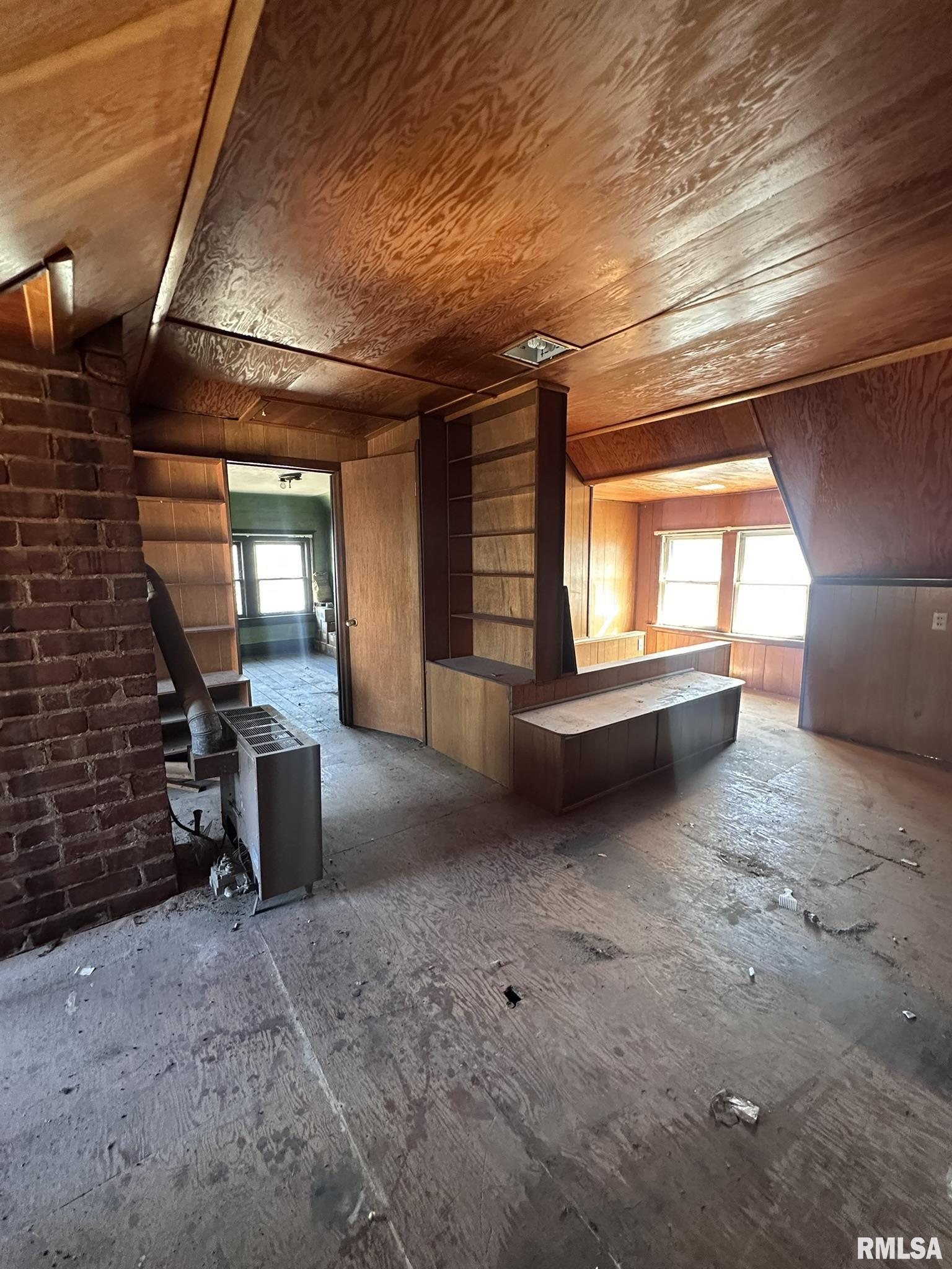 1232 N Cherry Street, Galesburg, Illinois image 37