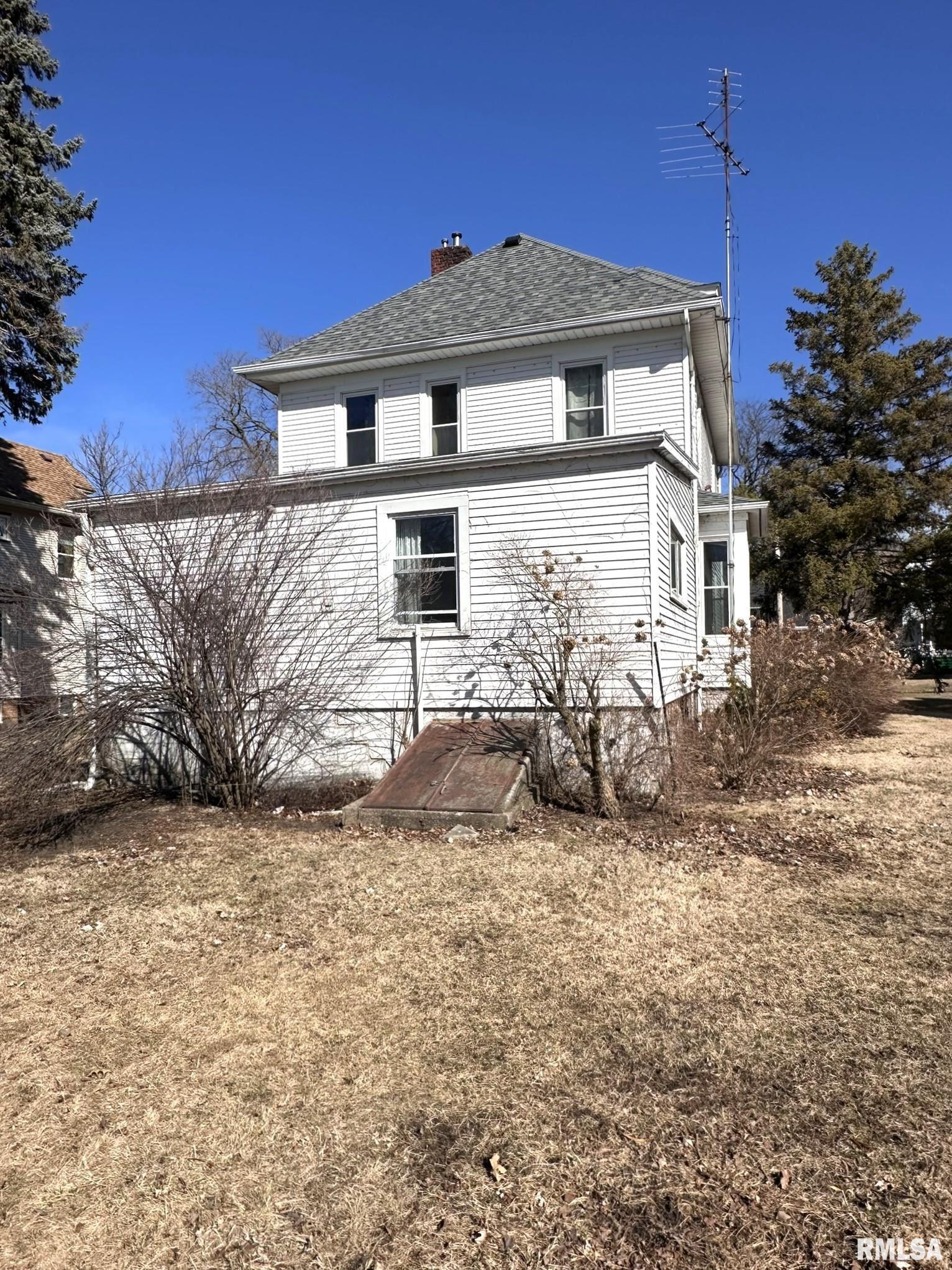 1232 N Cherry Street, Galesburg, Illinois image 5