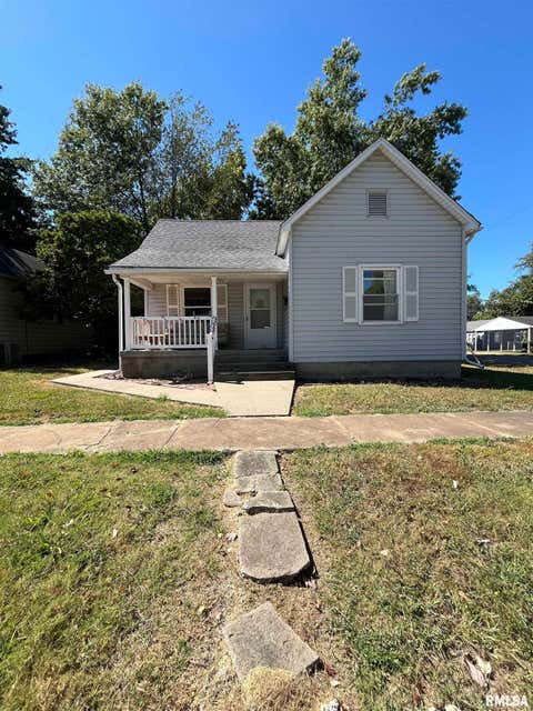 Homes For Sale - 421 N 21st Street<br/> Williamson County, Herrin, IL 62948