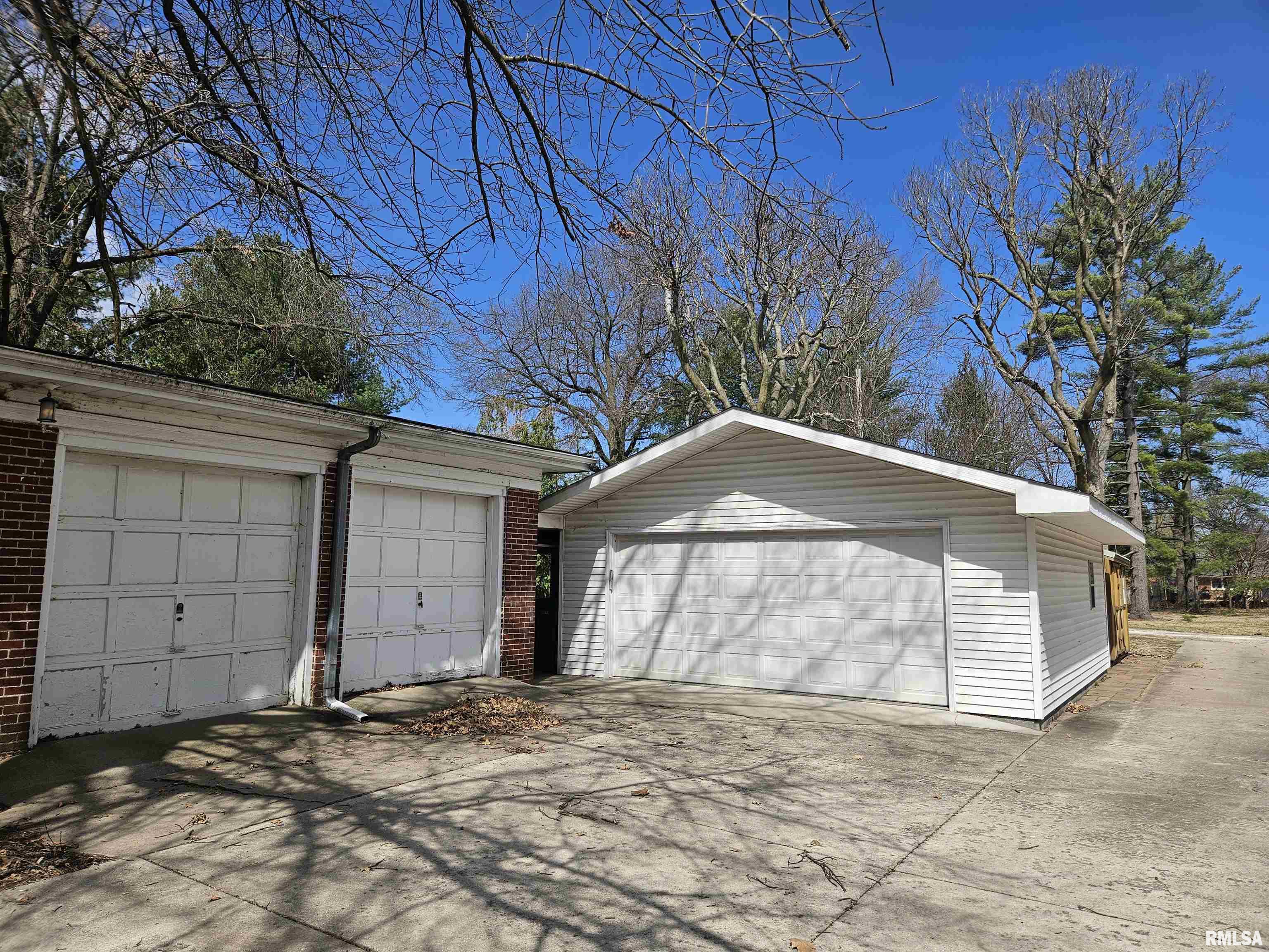 237 Park Lane Drive, Galesburg, Illinois image 8