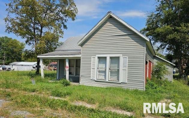 828 Elder Street, Eldorado, Illinois image 1