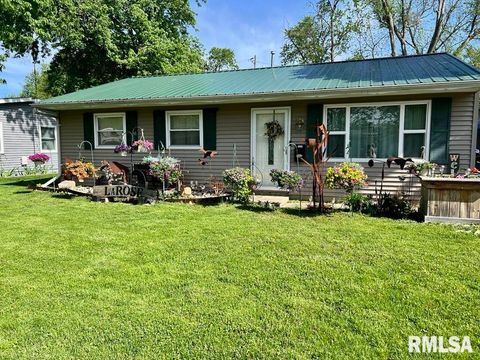 Homes For Sale - 1223 Arcadia Drive<br/> Galesburg, IL 61401