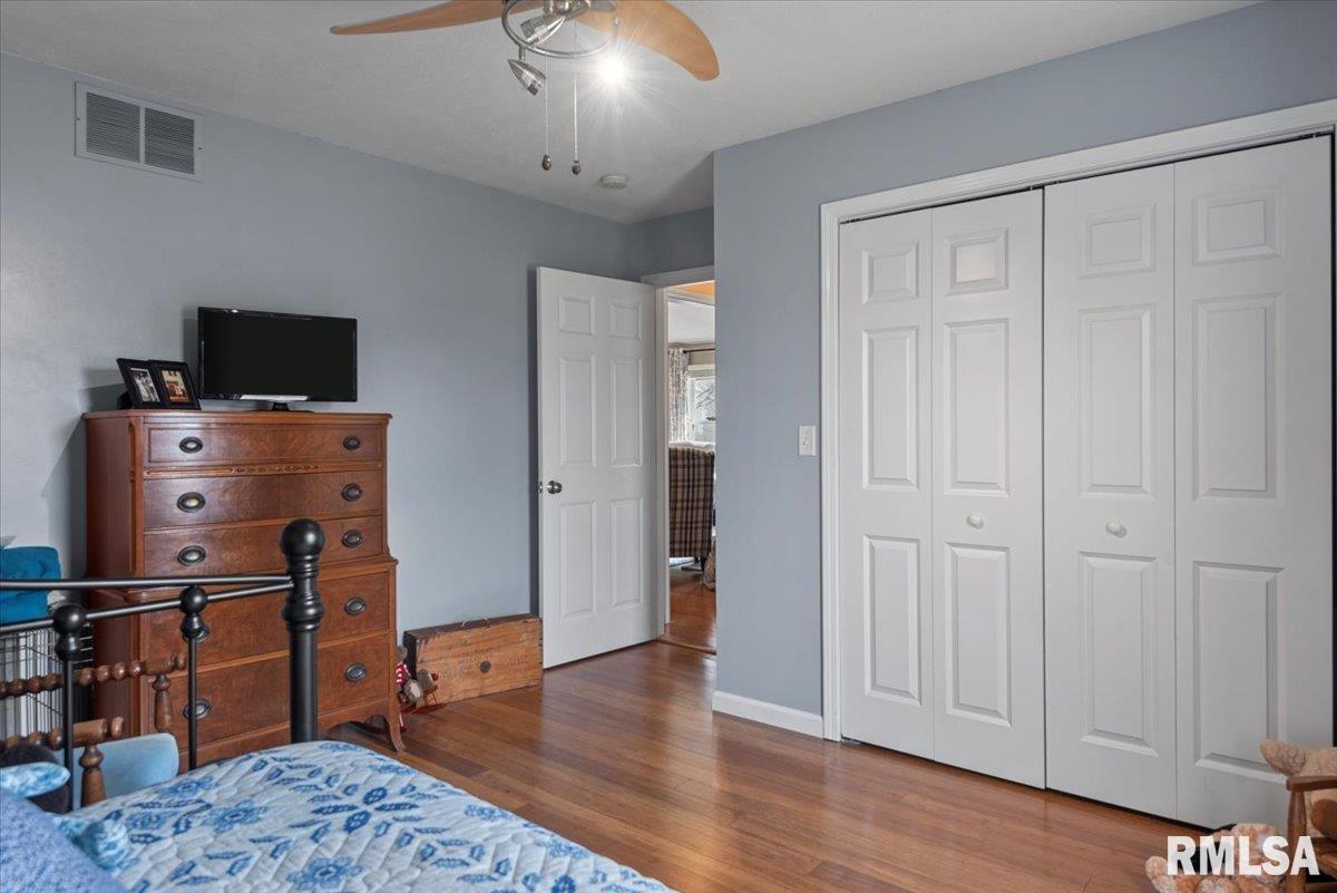 360 Turtle Dove Drive, Sherman, Illinois image 38