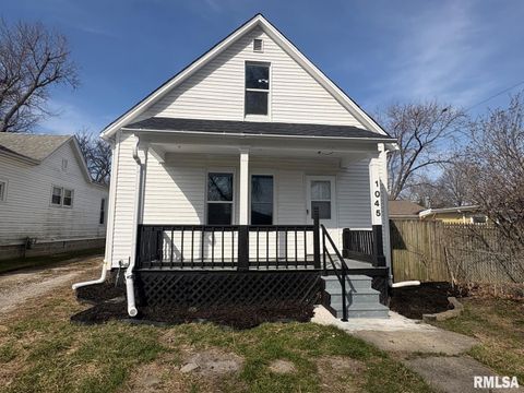 Homes For Sale - 1045 N Osburn Avenue<br/> Sangamon County, Springfield, IL 62702