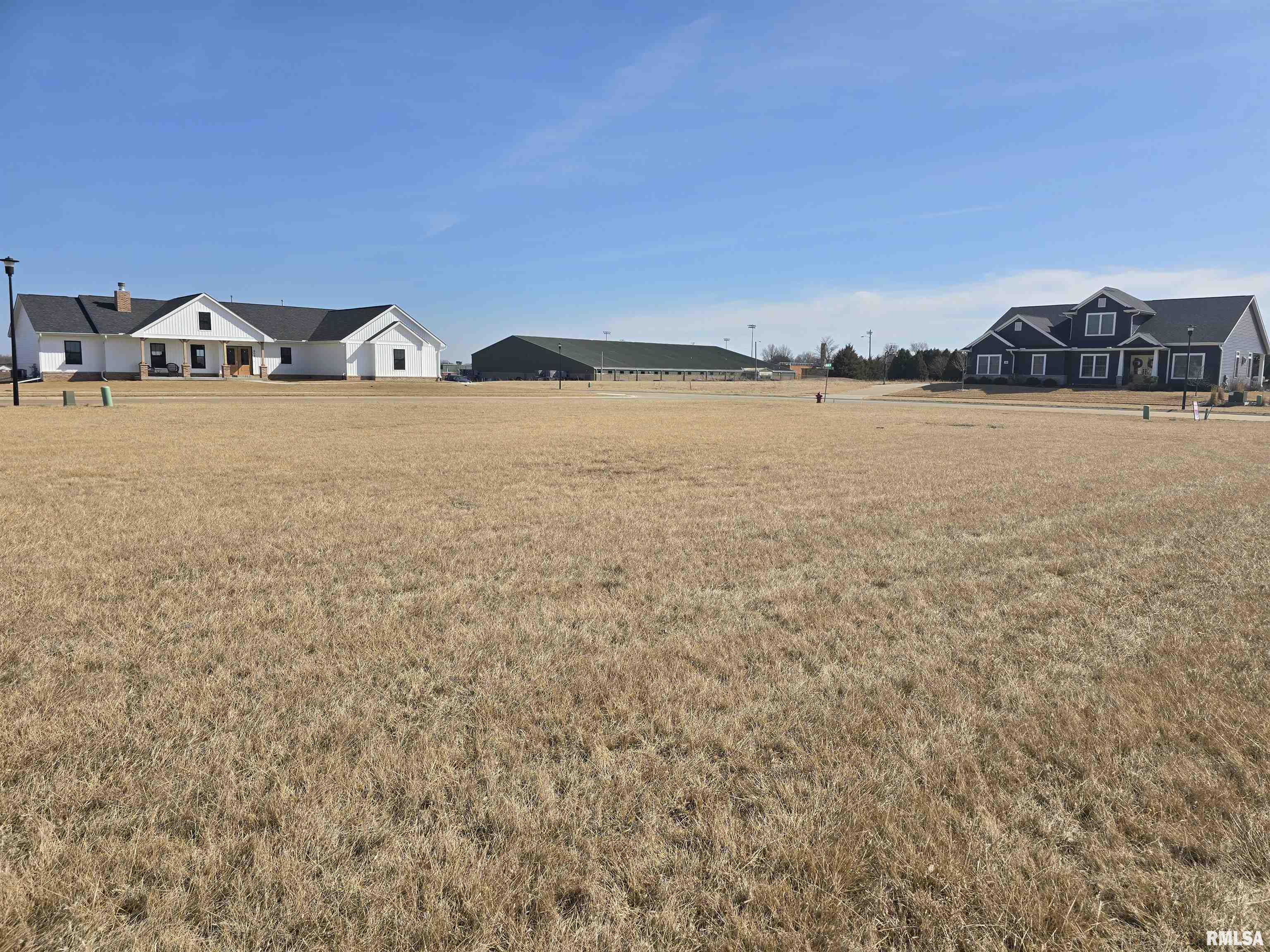 803 Darnall Drive, Geneseo, Illinois image 1