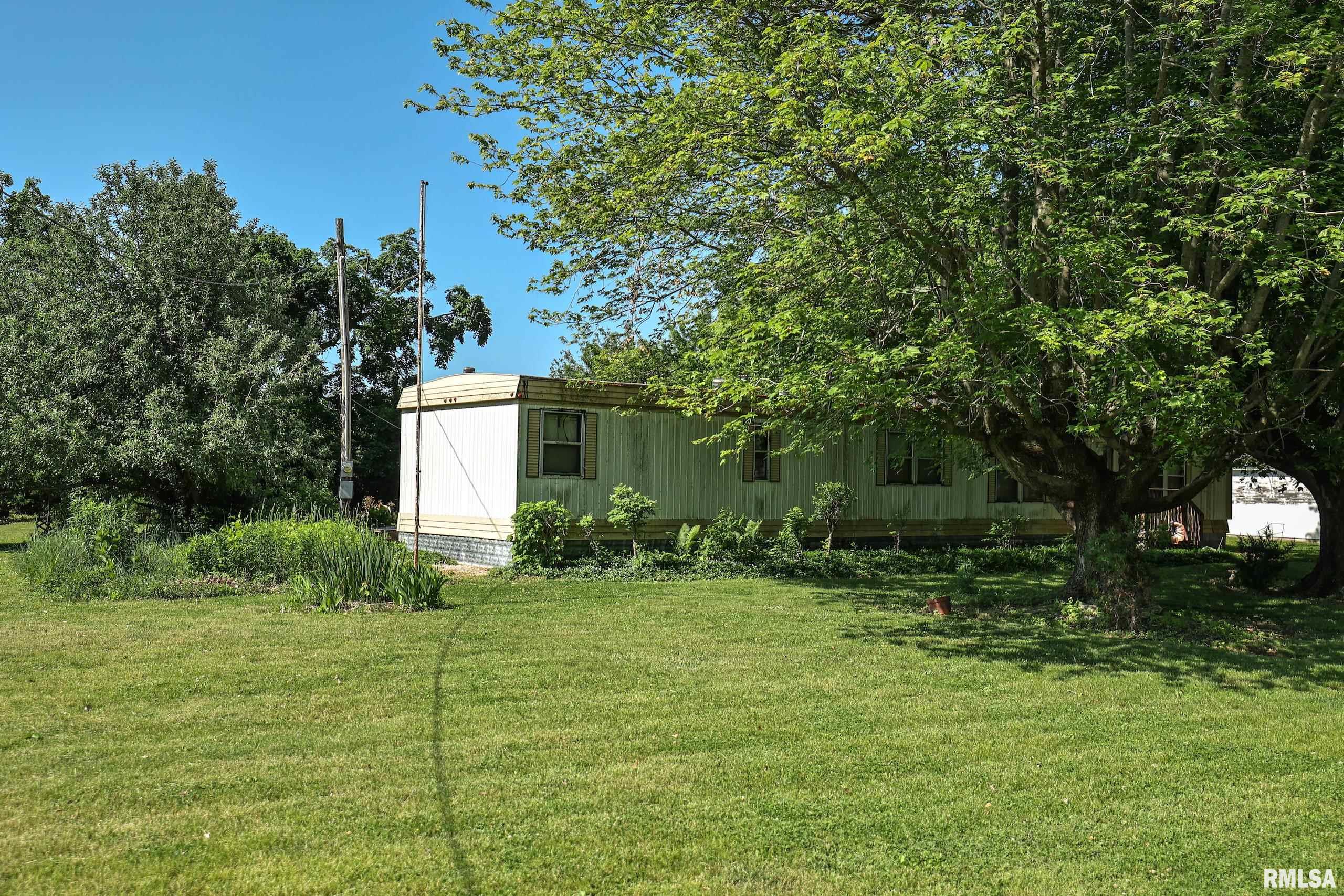 8739 E Turner Highway, Astoria, Illinois image 13