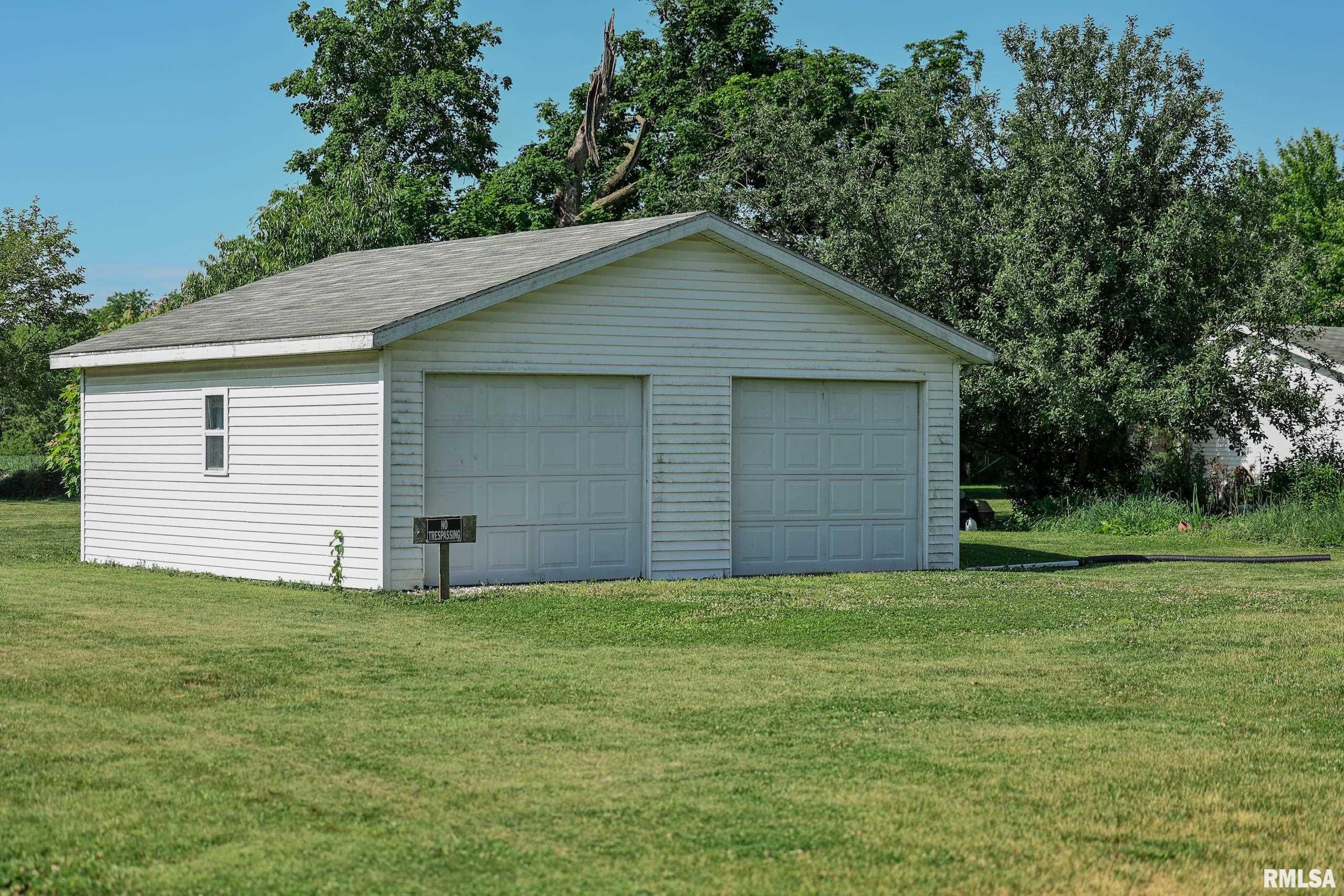 8739 E Turner Highway, Astoria, Illinois image 6