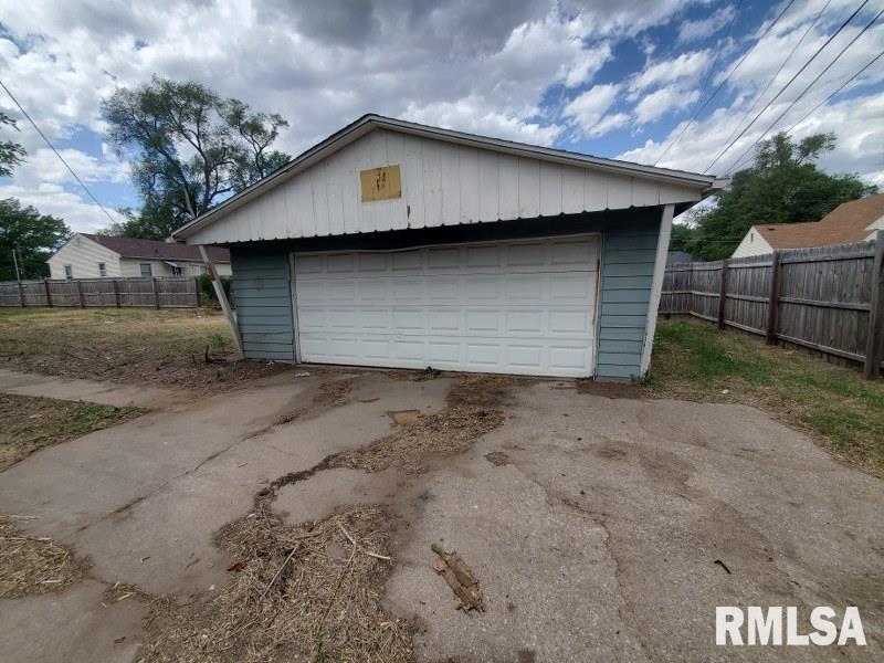 2327 7th Street, Rock Island, Illinois image 12