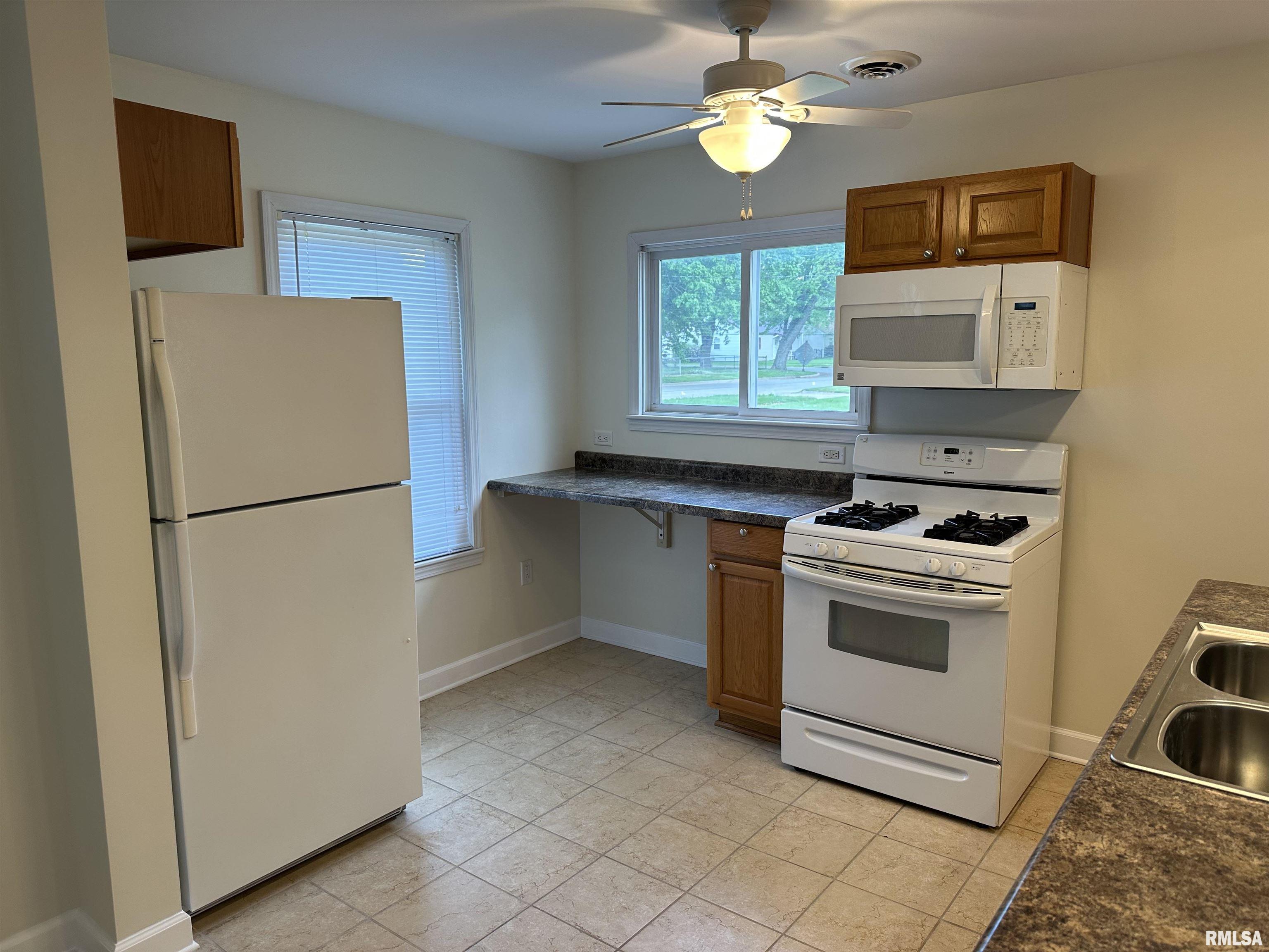 1713 N 20th Street, Springfield, Illinois image 7