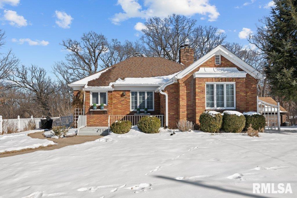 2156 10th Street Place, East Moline, Illinois image 1