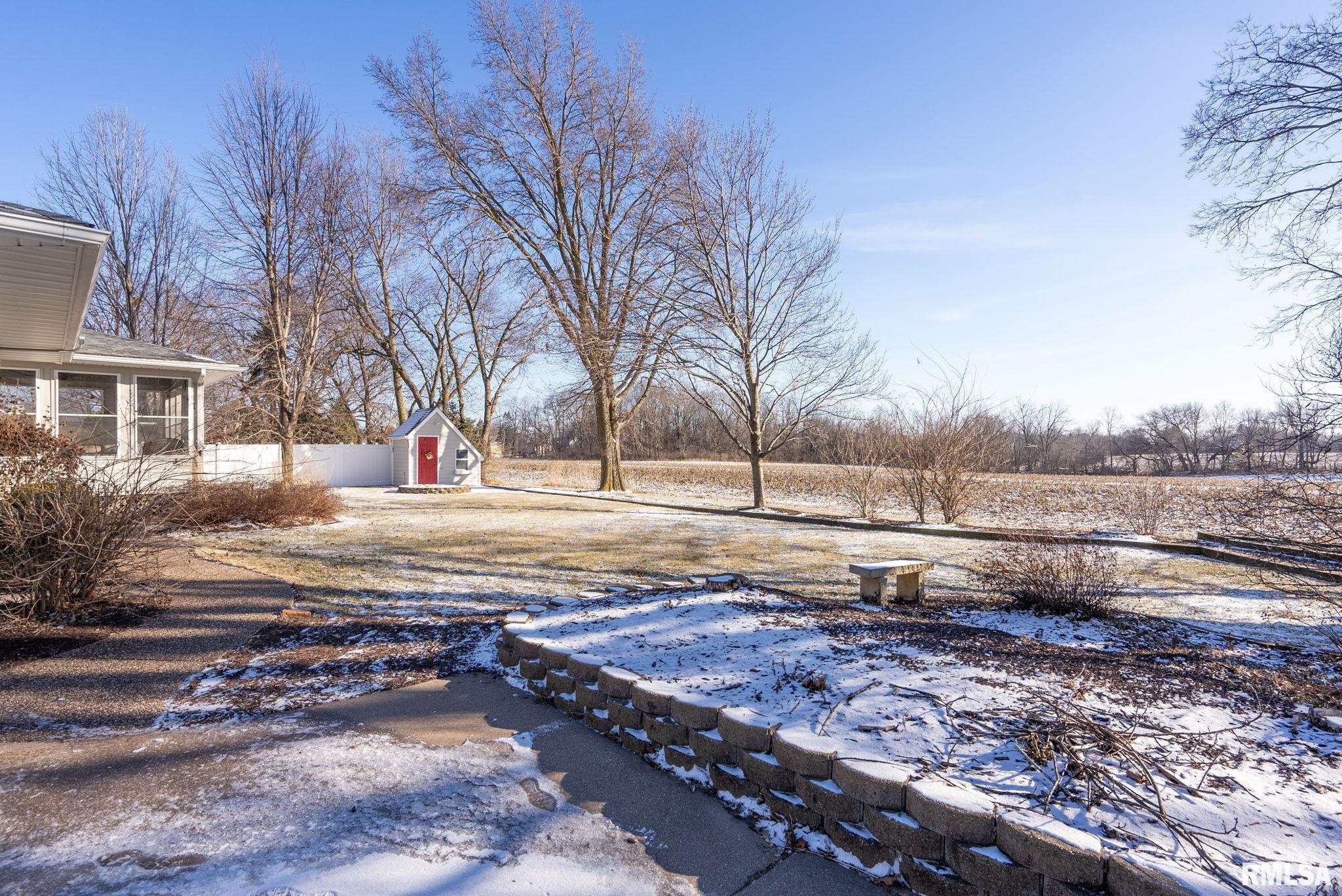 5445 Charter Oaks Drive, Bettendorf, Iowa image 43