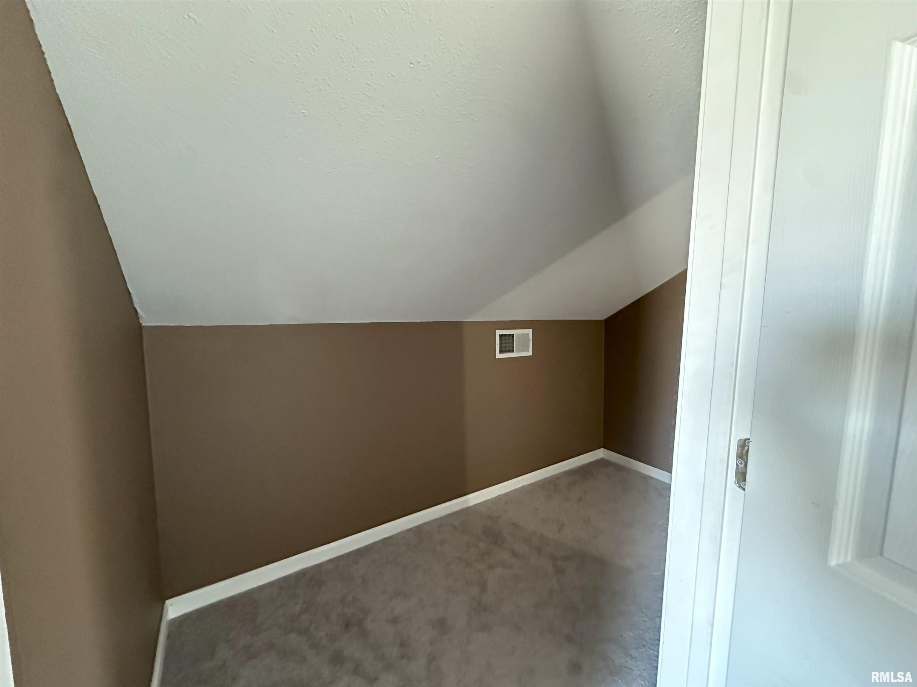 930 N 4th Street, Breese, Illinois image 34