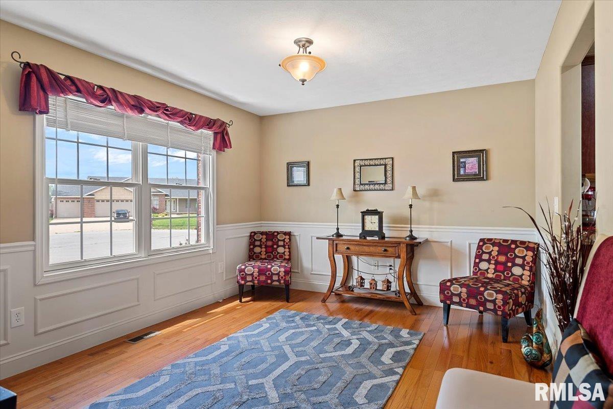 513 Northpoint Court, Chatham, Illinois image 16