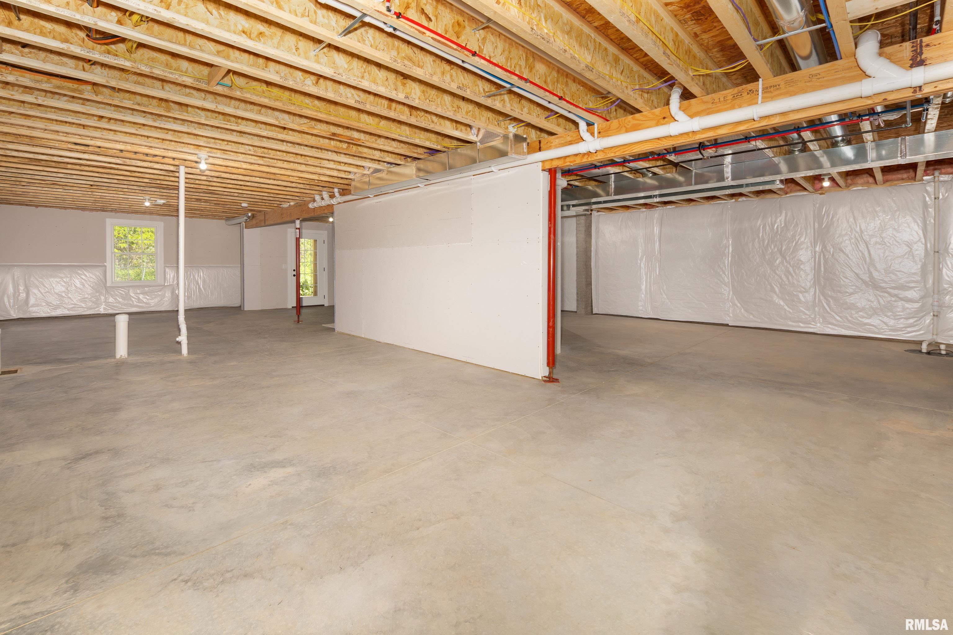 7 Welcome Center Court, Le Claire, Iowa image 36