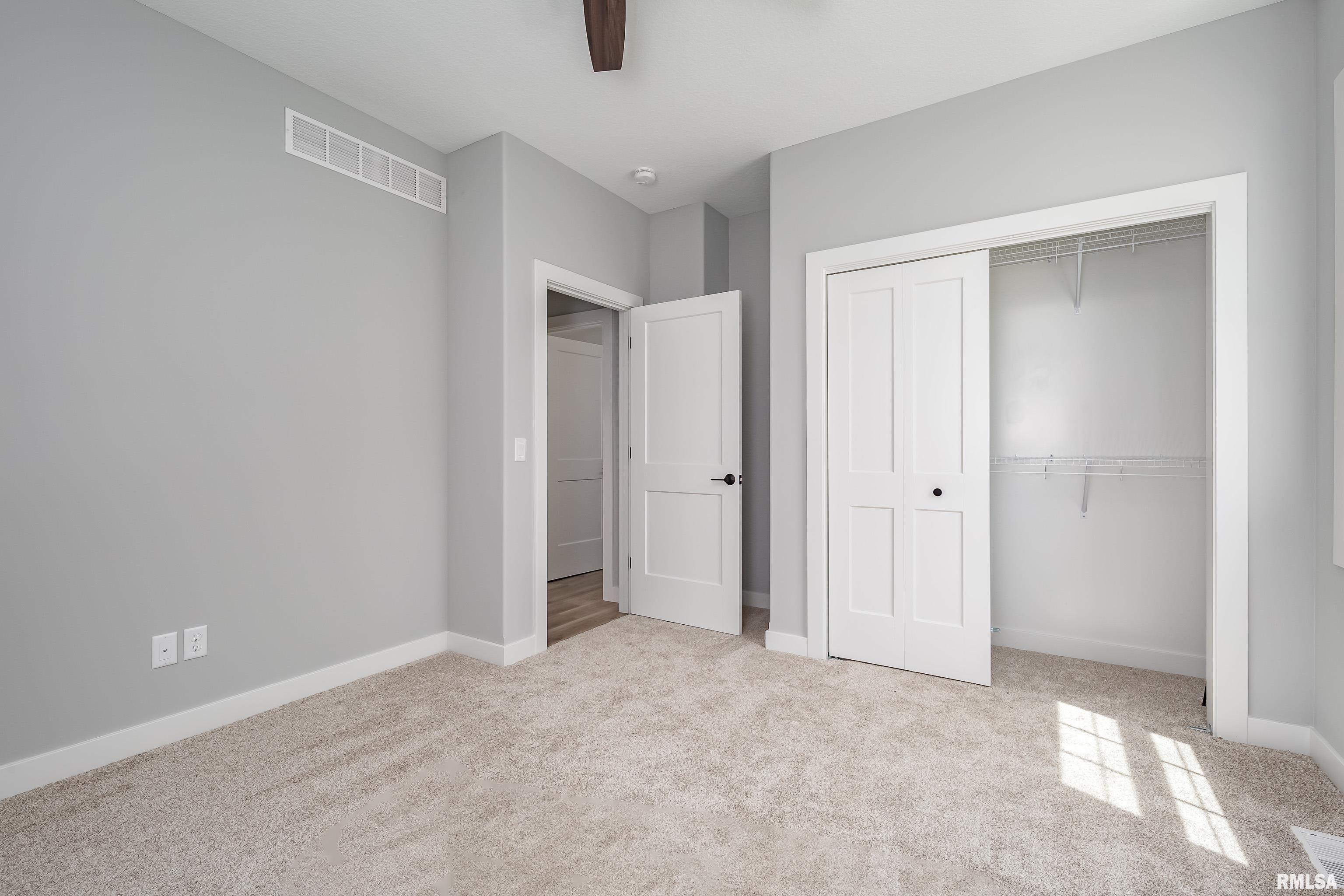 7 Welcome Center Court, Le Claire, Iowa image 30