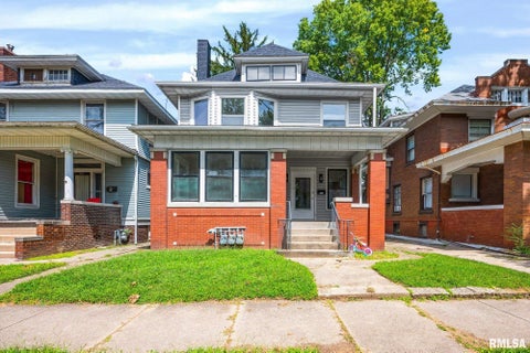 Apartment For Rent - 1611 W Barker Avenue<br/> Peoria County, Peoria, IL 61606