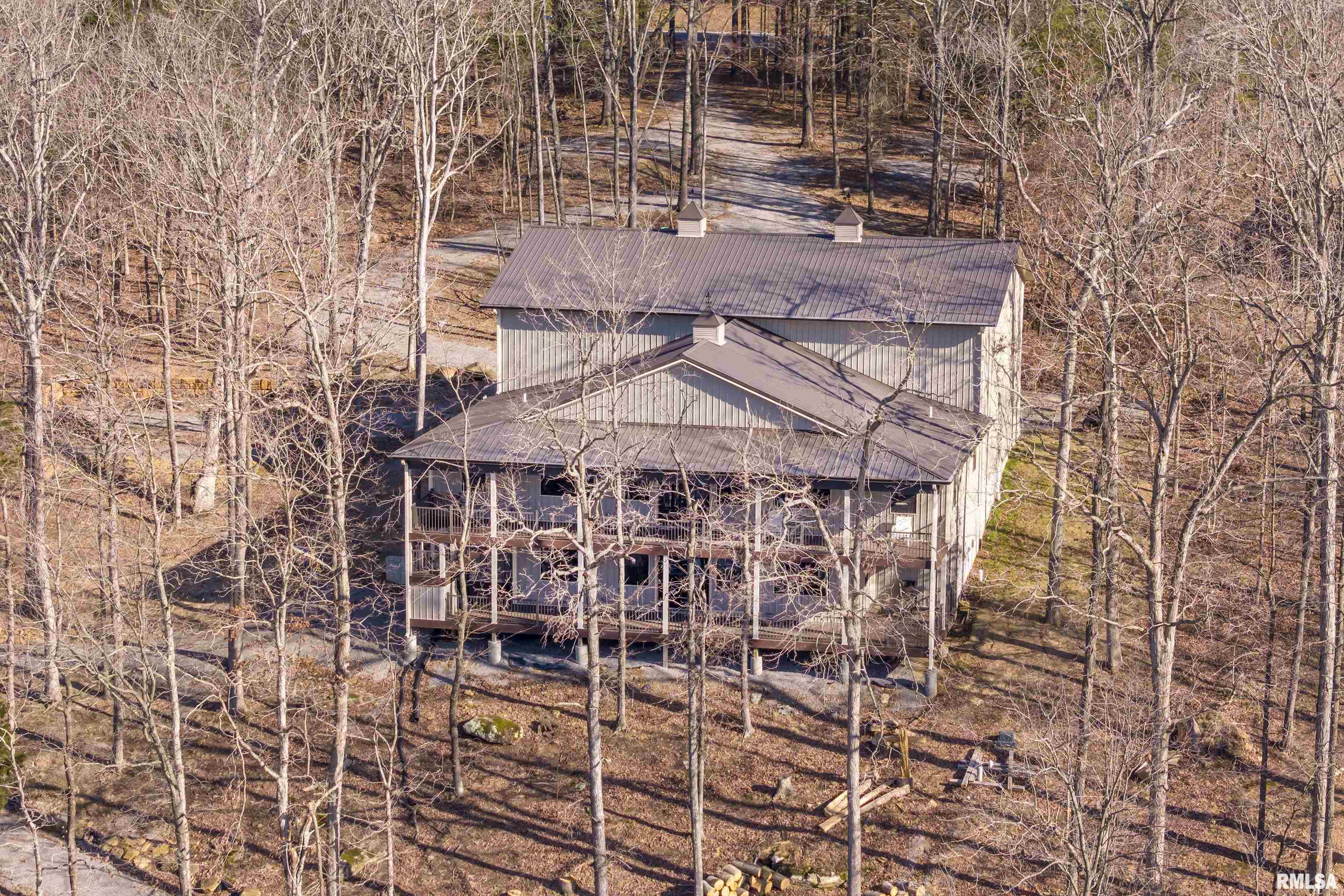 3675 Parrish Ridge Road, Goreville, Illinois image 46