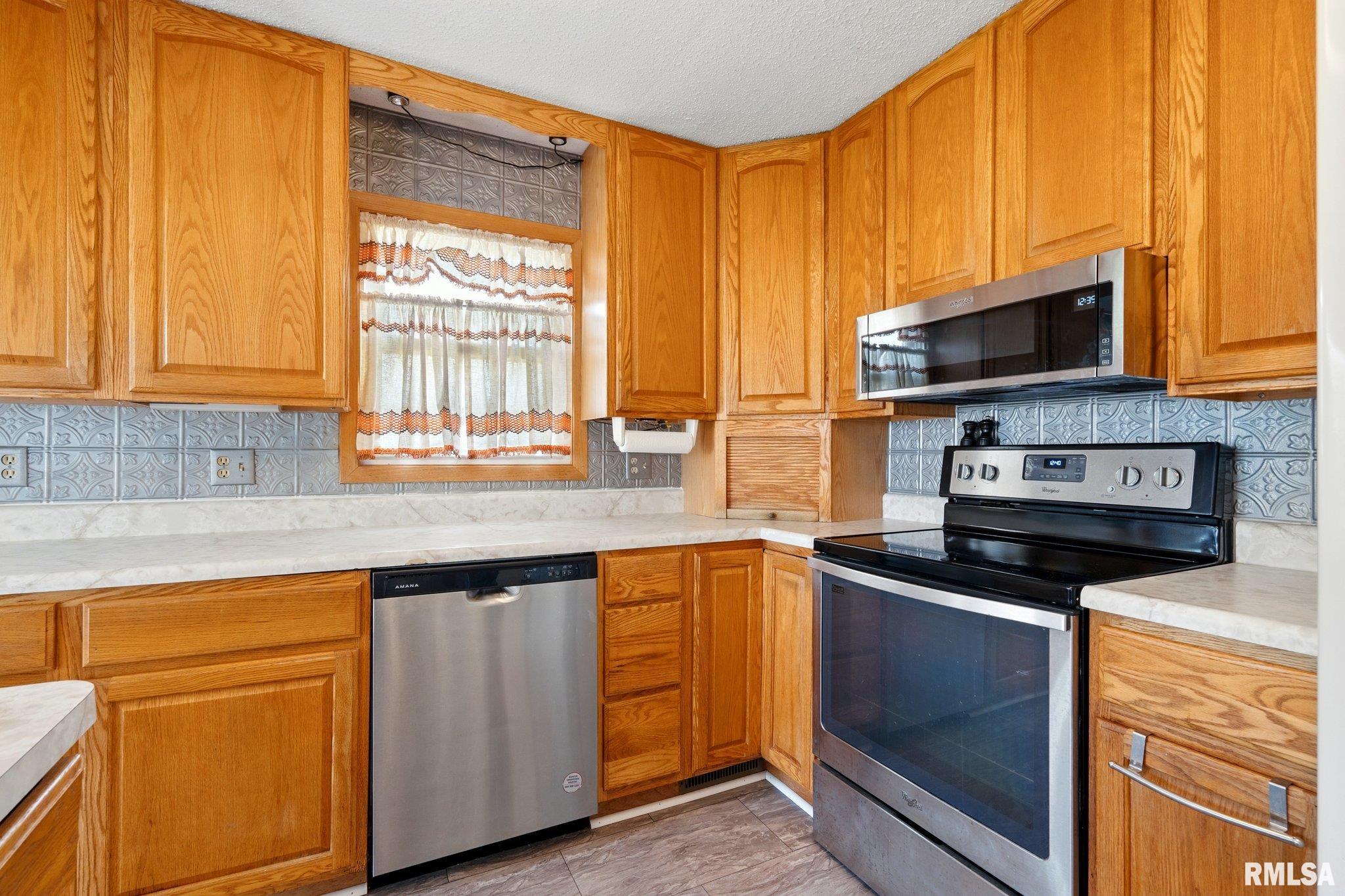 1118 Cedar Street, Tipton, Iowa image 8