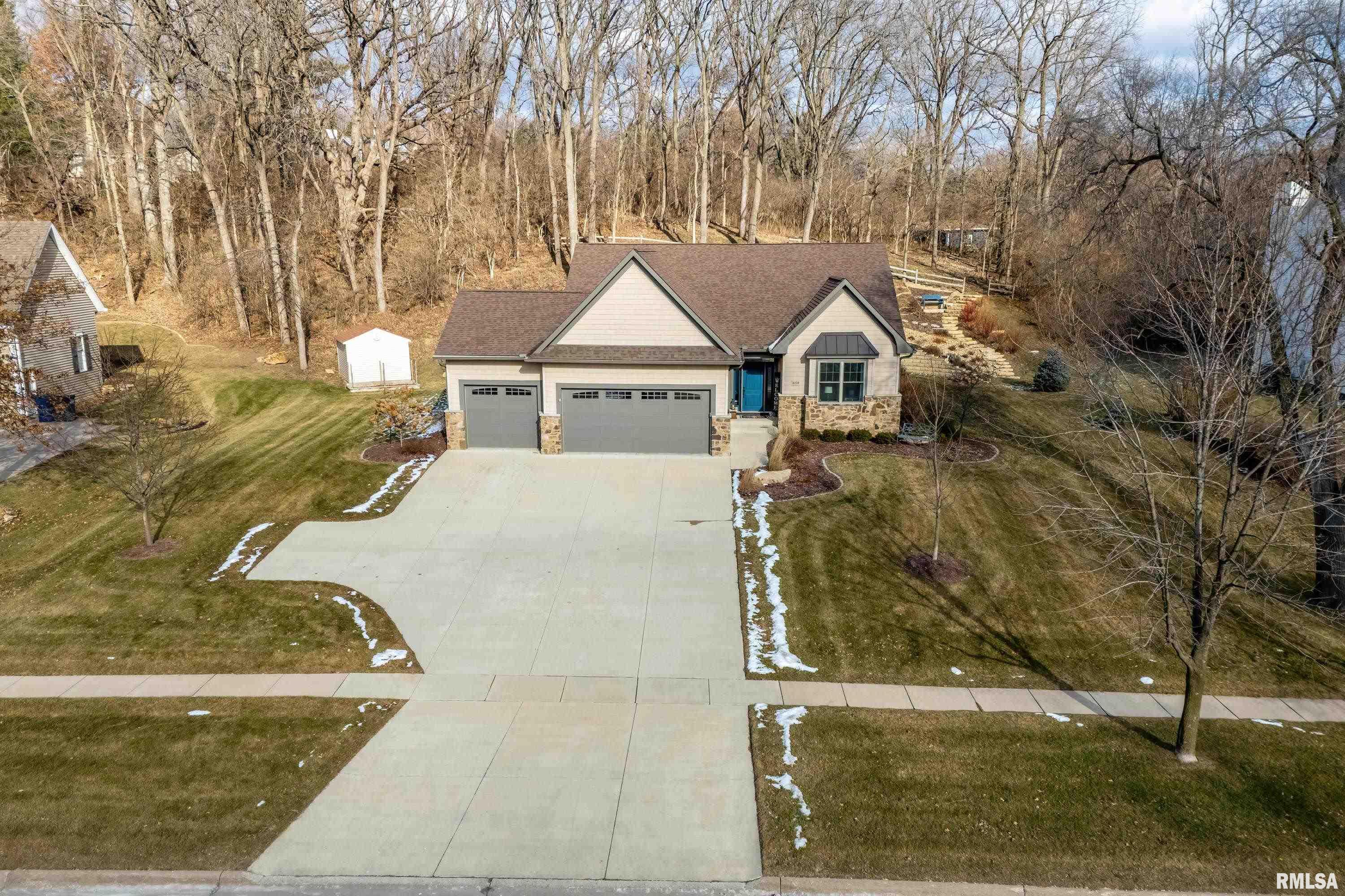 6830 Crow Creek Road, Bettendorf, Iowa image 43