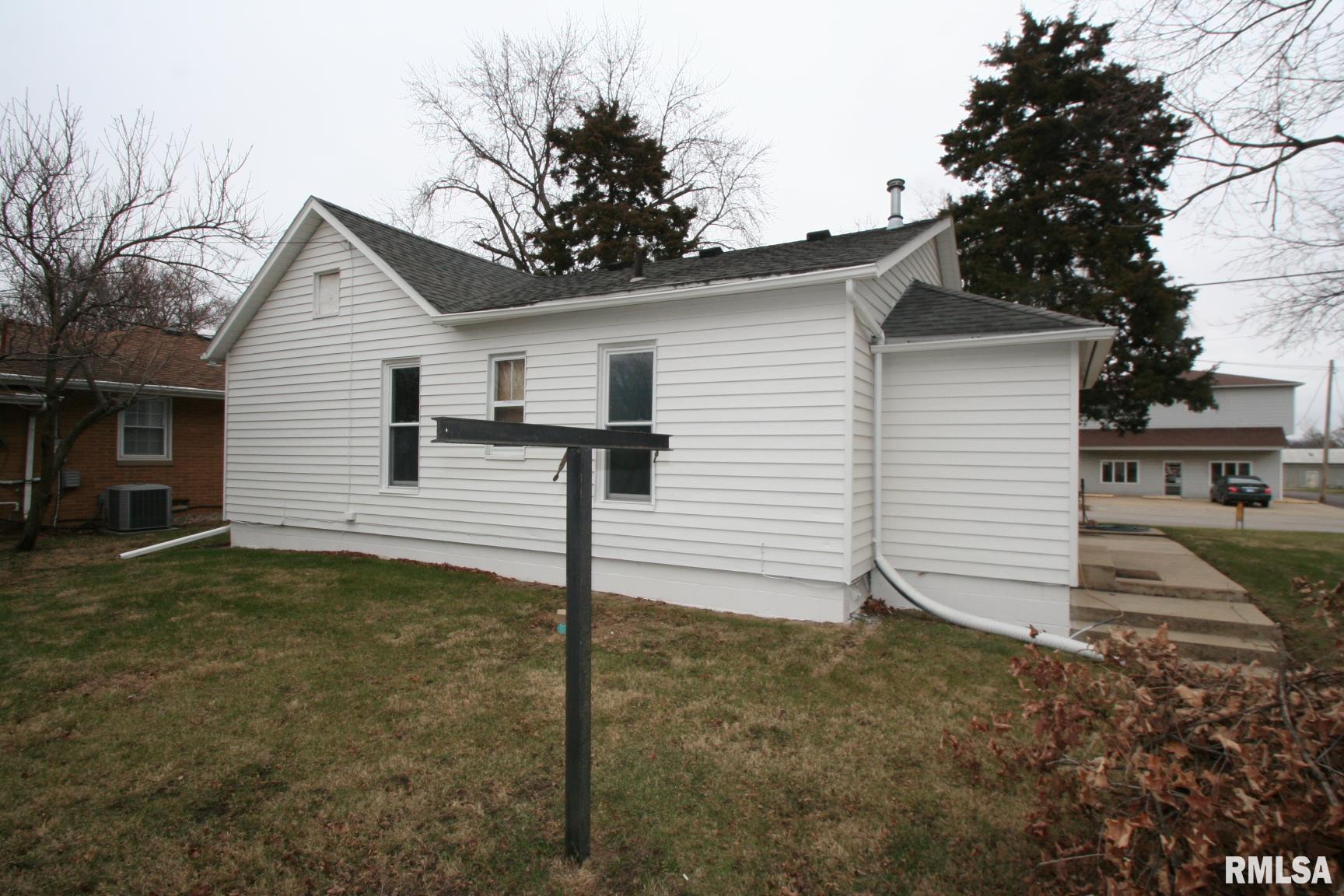 602 S Orchard Street, Mackinaw, Illinois image 14