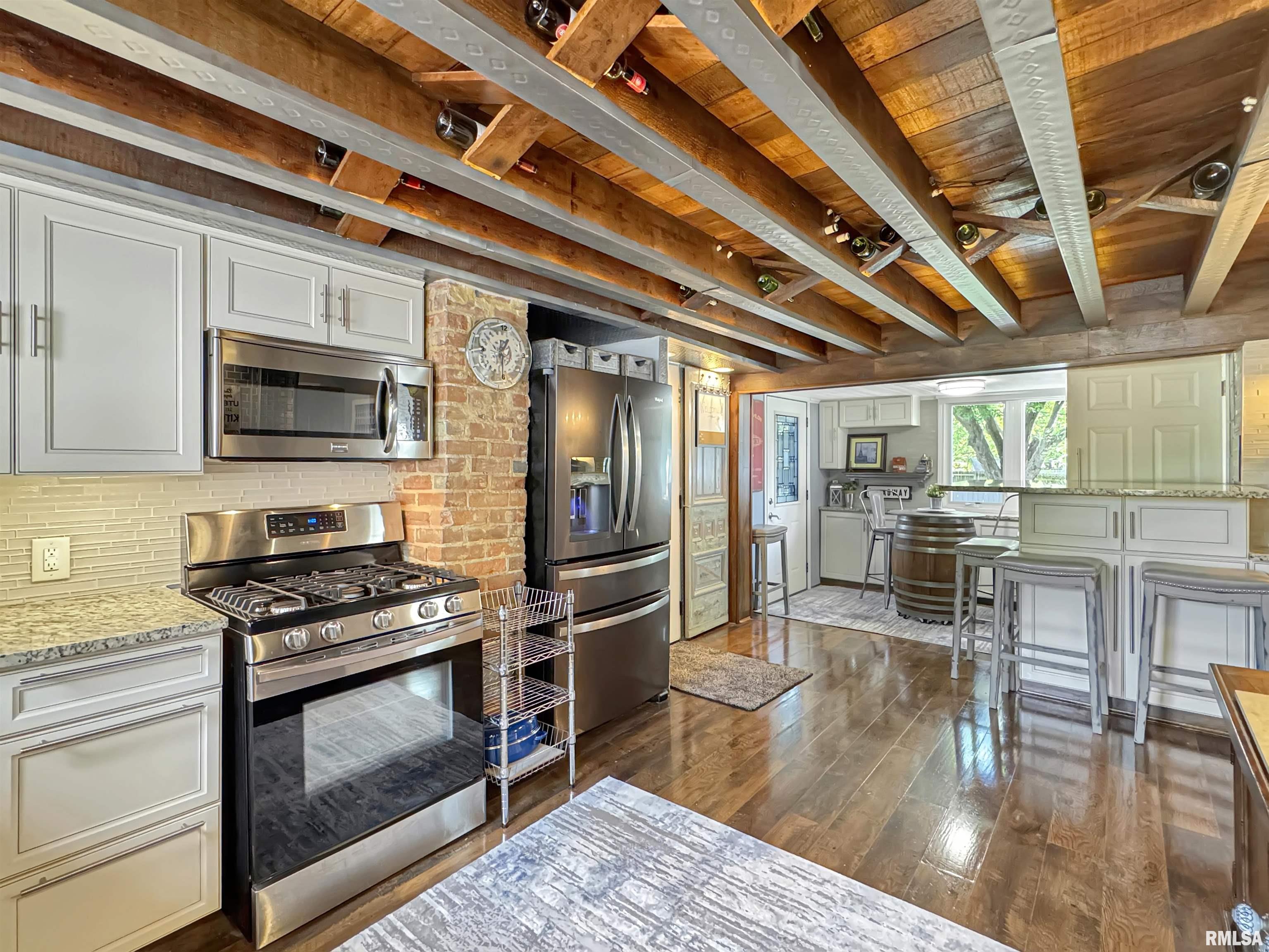 301 S Orchard Street, Mackinaw, Illinois image 17