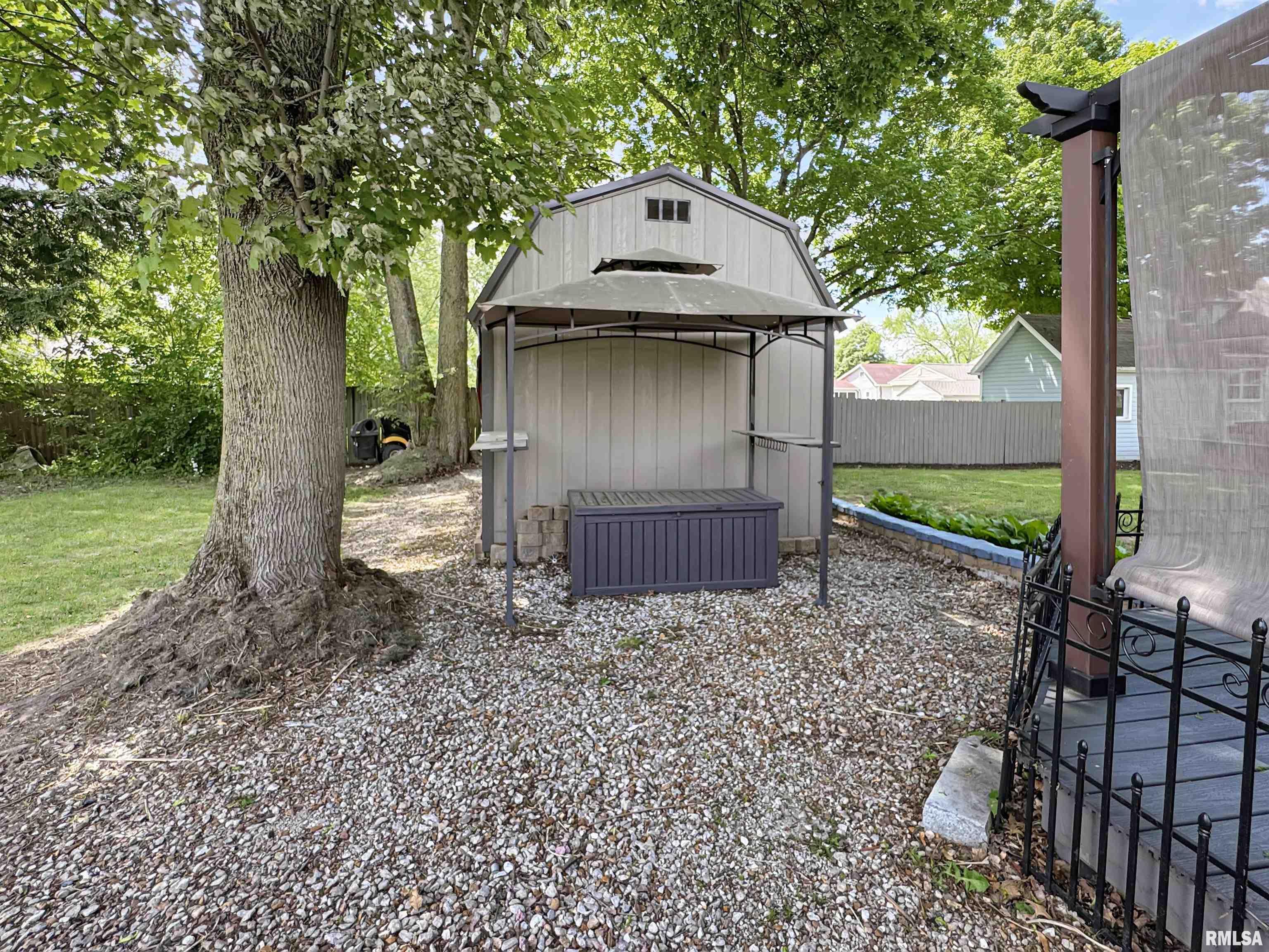 301 S Orchard Street, Mackinaw, Illinois image 50