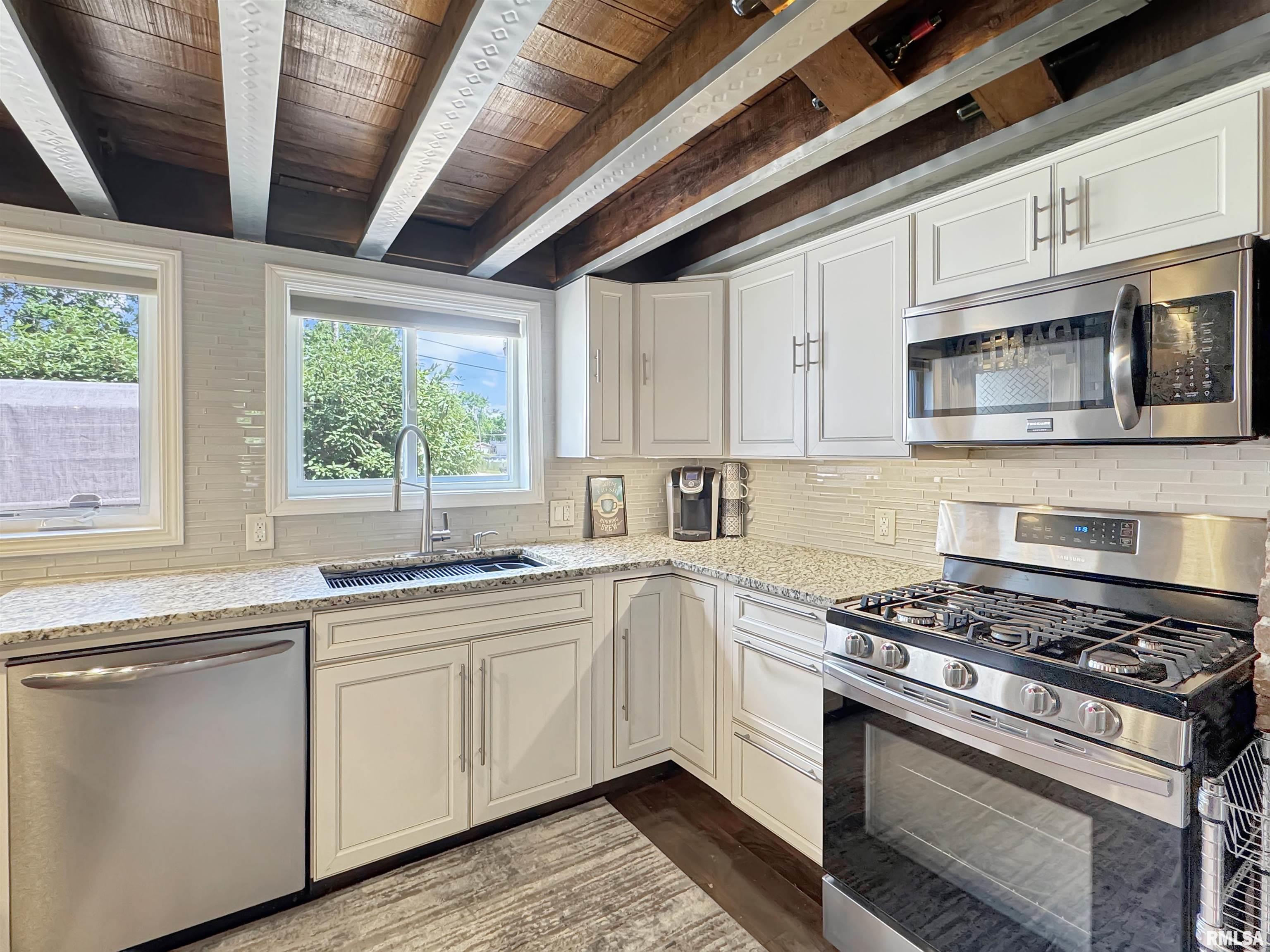 301 S Orchard Street, Mackinaw, Illinois image 18
