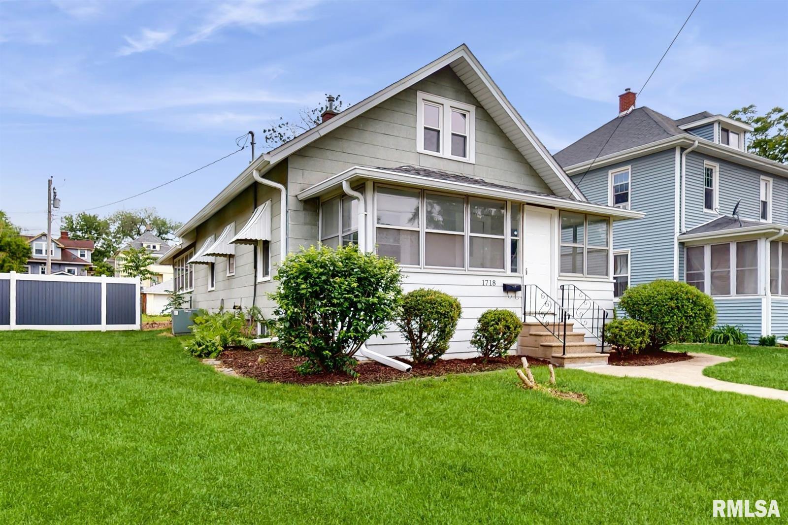 1718 13th Avenue, Moline, Illinois image 2