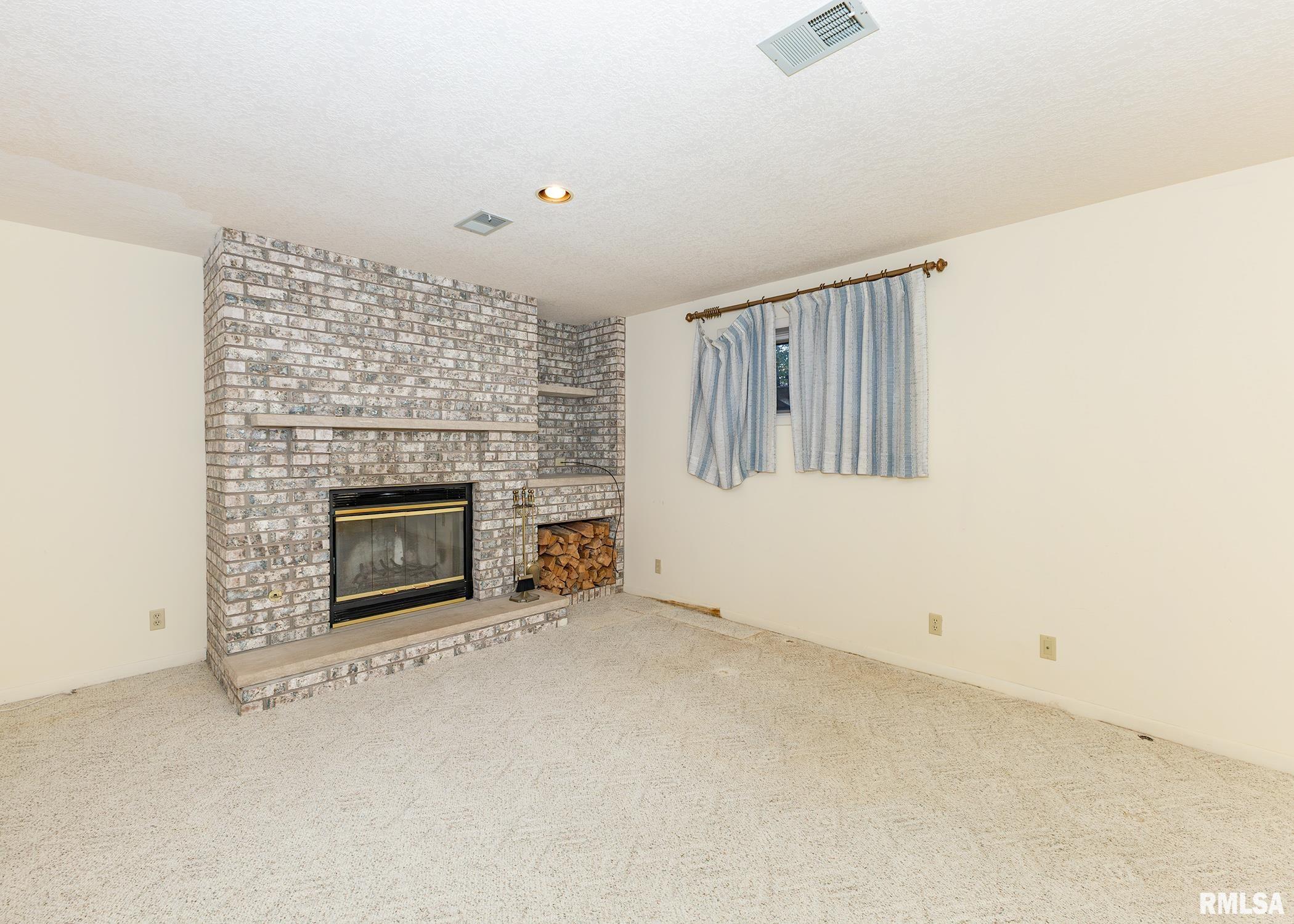496 44th Avenue Court, East Moline, Illinois image 23
