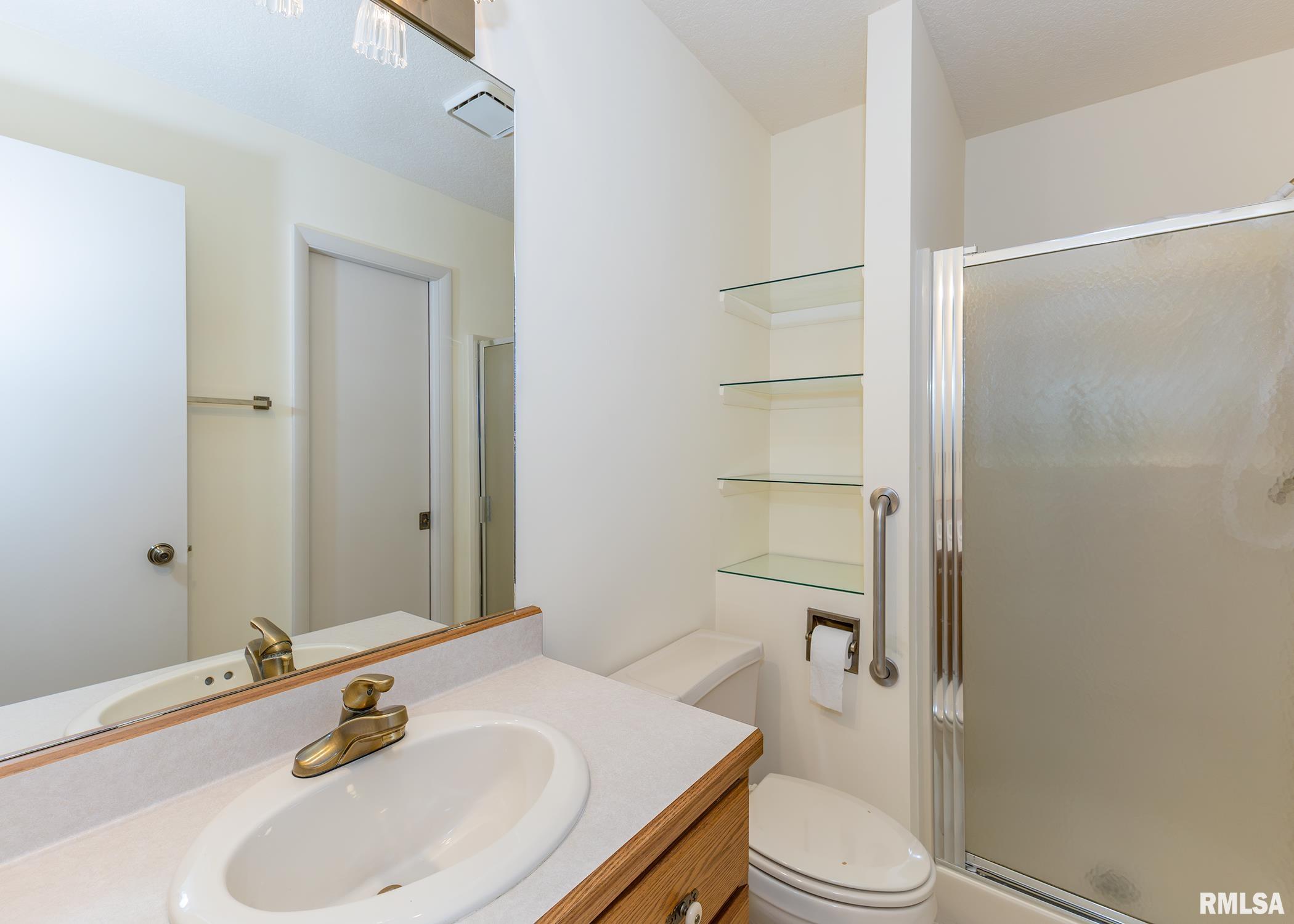 496 44th Avenue Court, East Moline, Illinois image 21