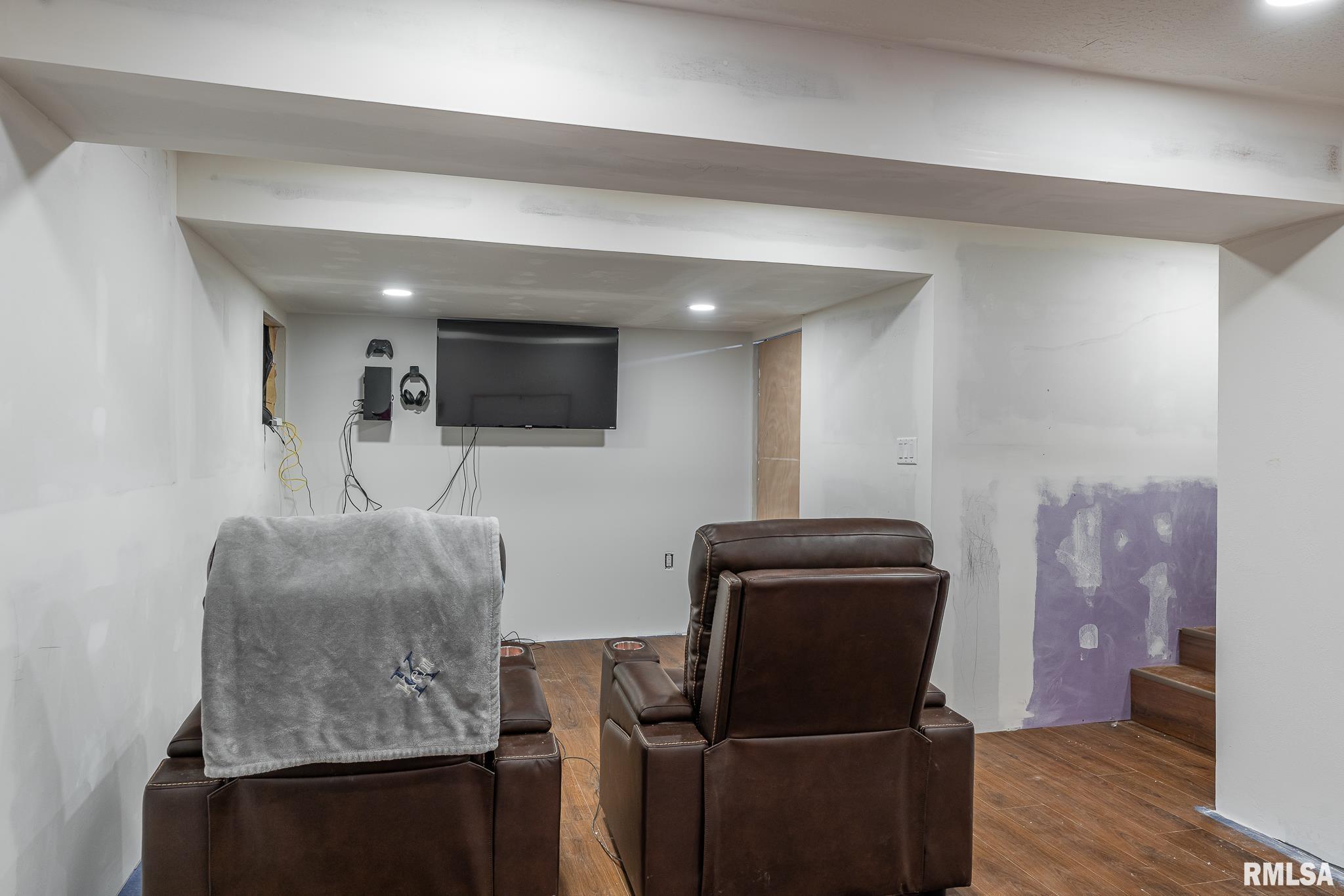 1656 Hitching Post Lane, Davenport, Iowa image 14