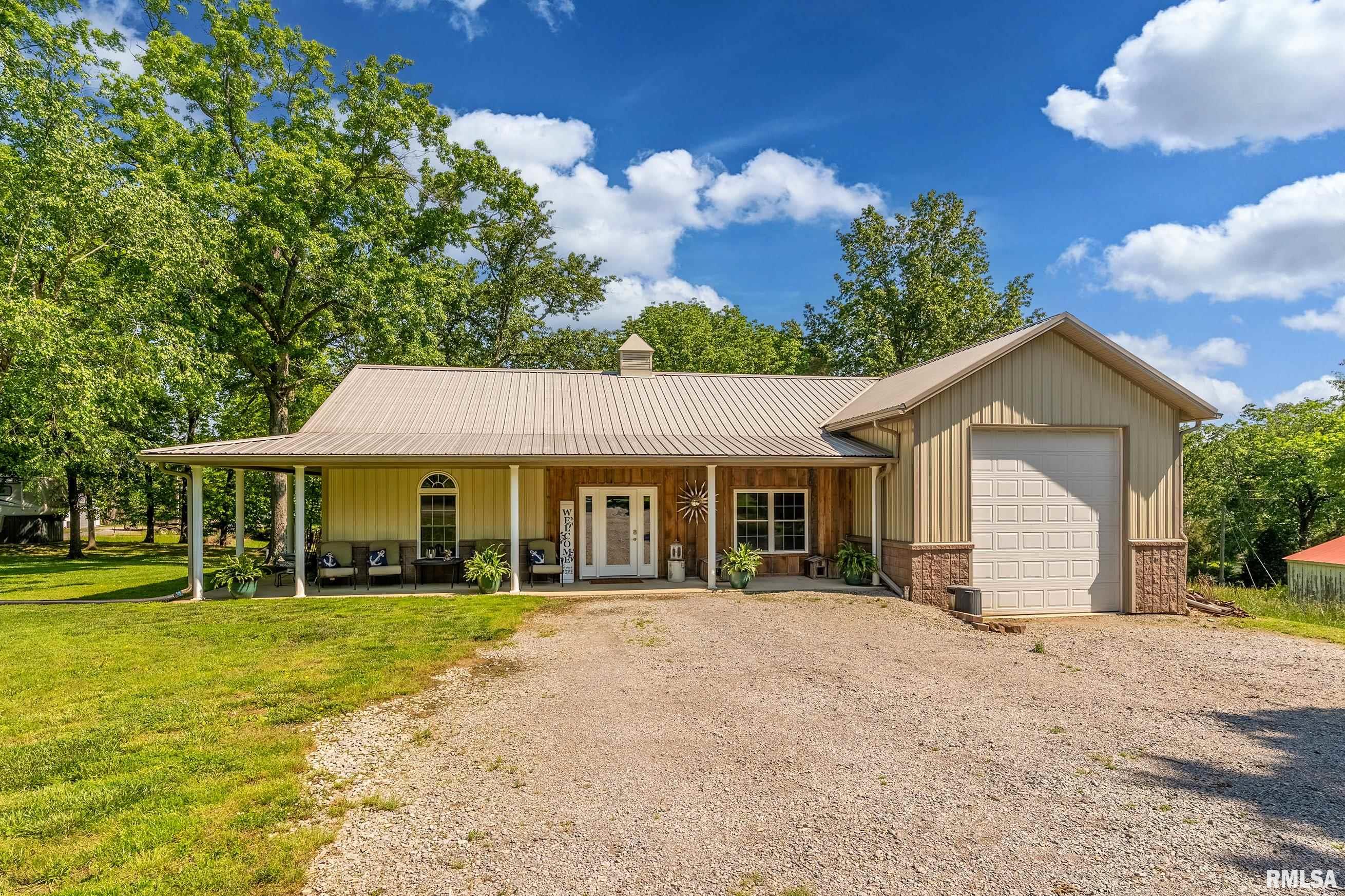 540 Kendall Lane, Marion, Illinois image 2
