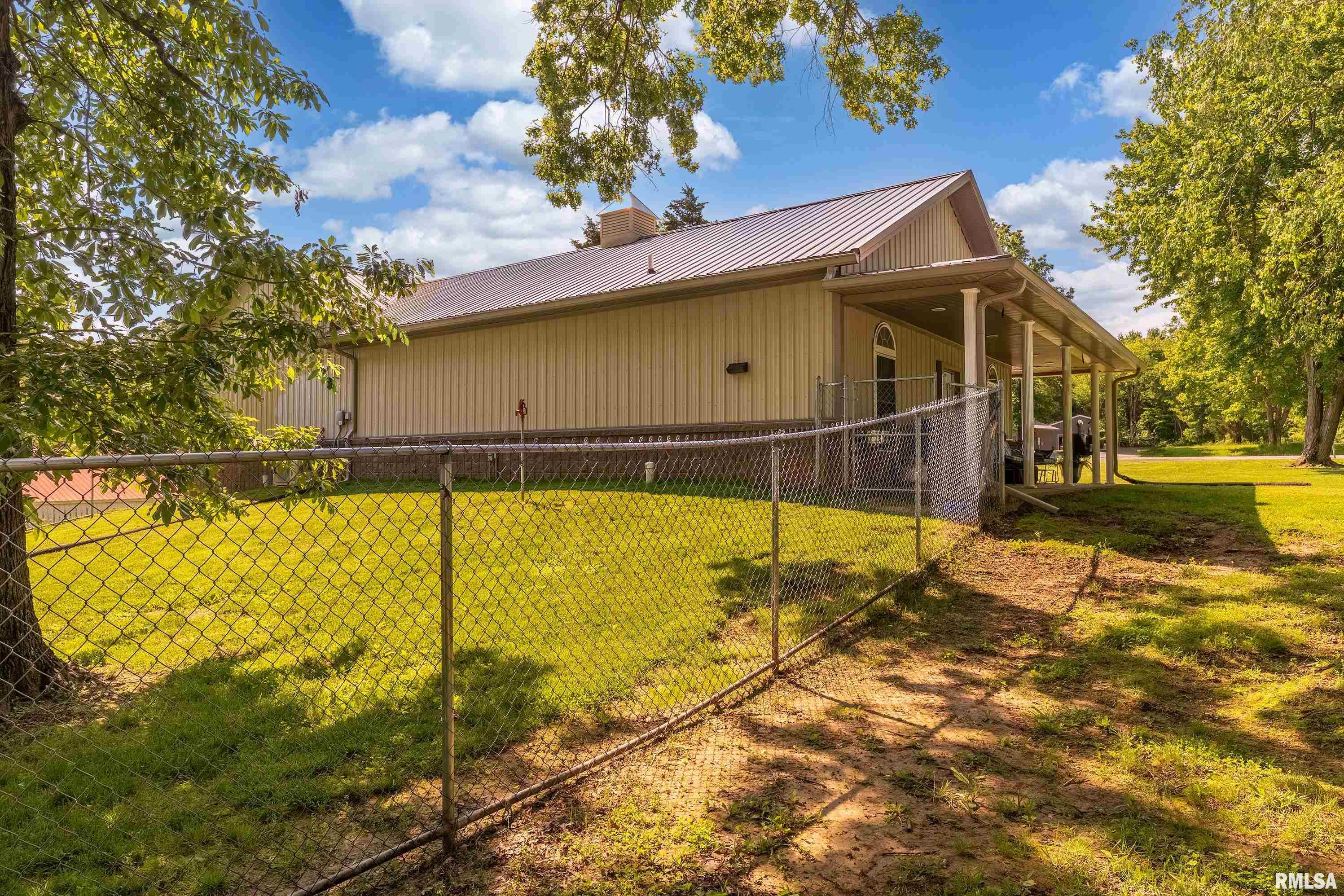 540 Kendall Lane, Marion, Illinois image 6