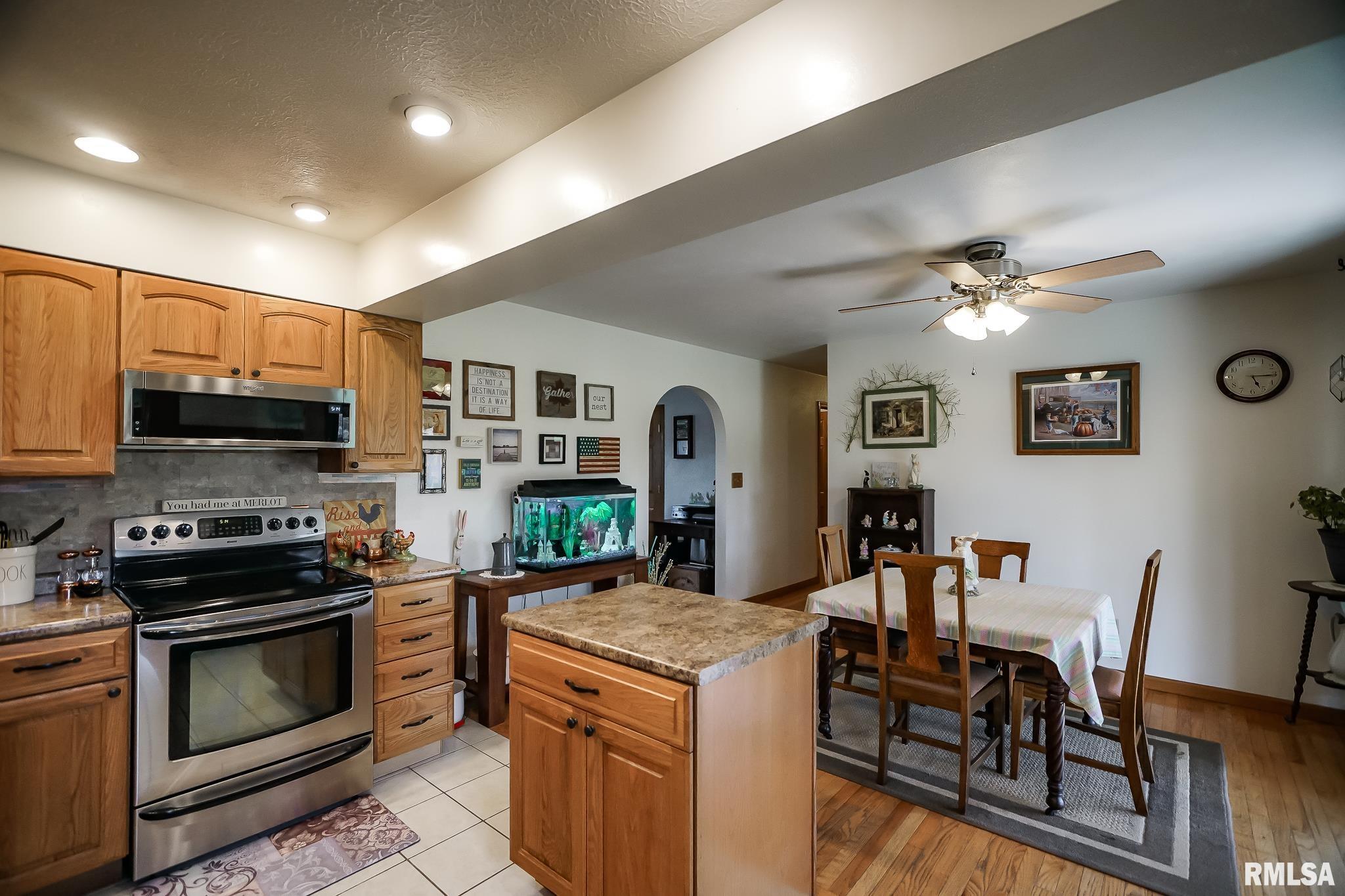 7449 Myrtle Street, Manito, Illinois image 15