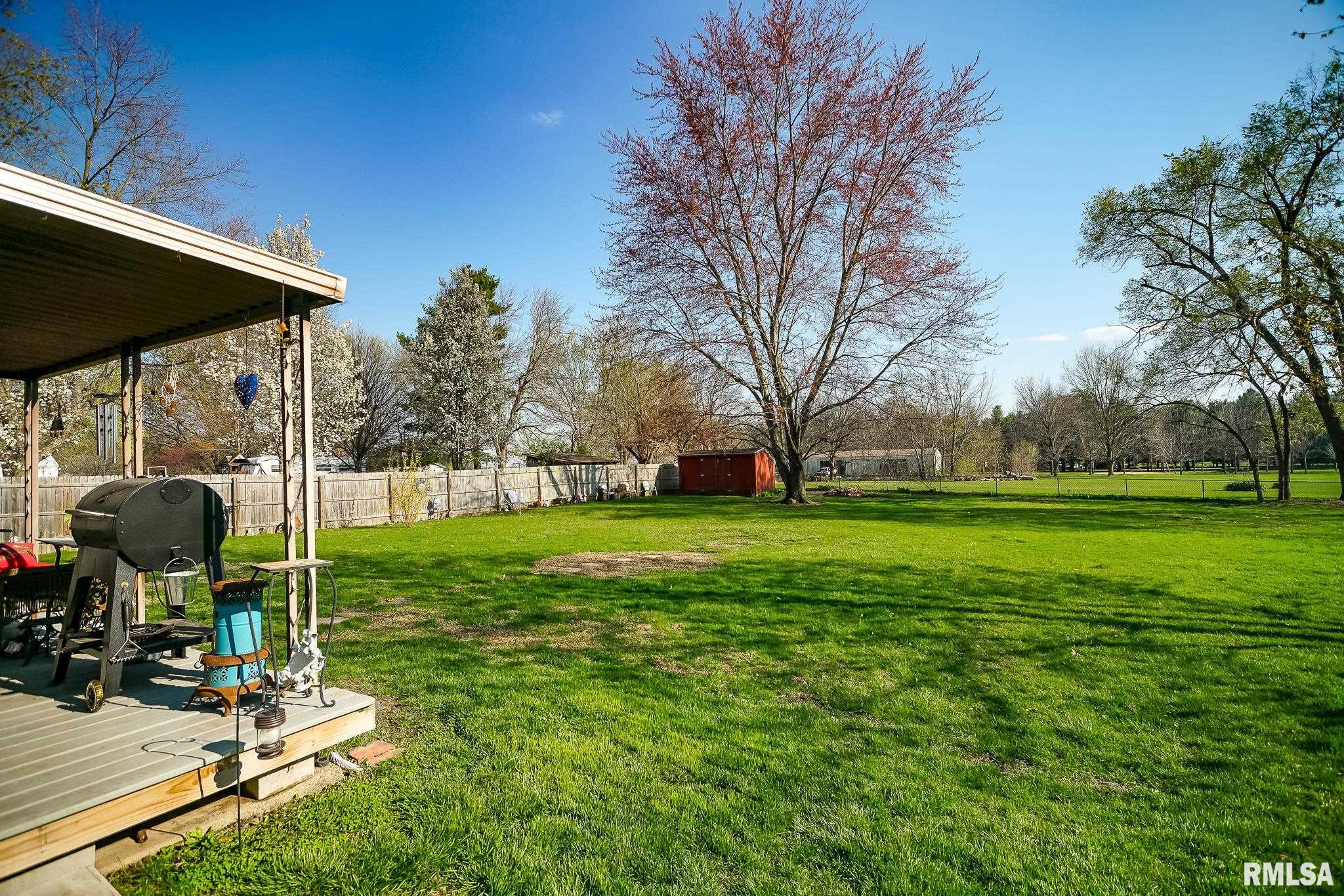 7449 Myrtle Street, Manito, Illinois image 36