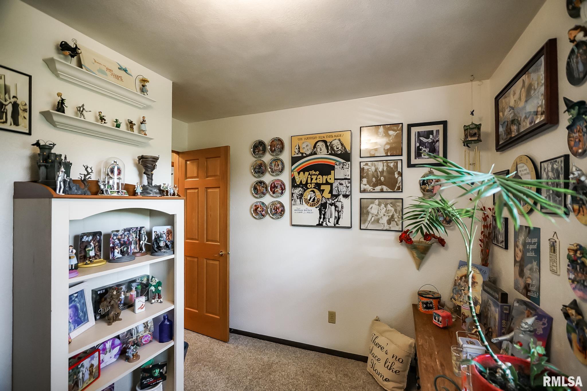 7449 Myrtle Street, Manito, Illinois image 30